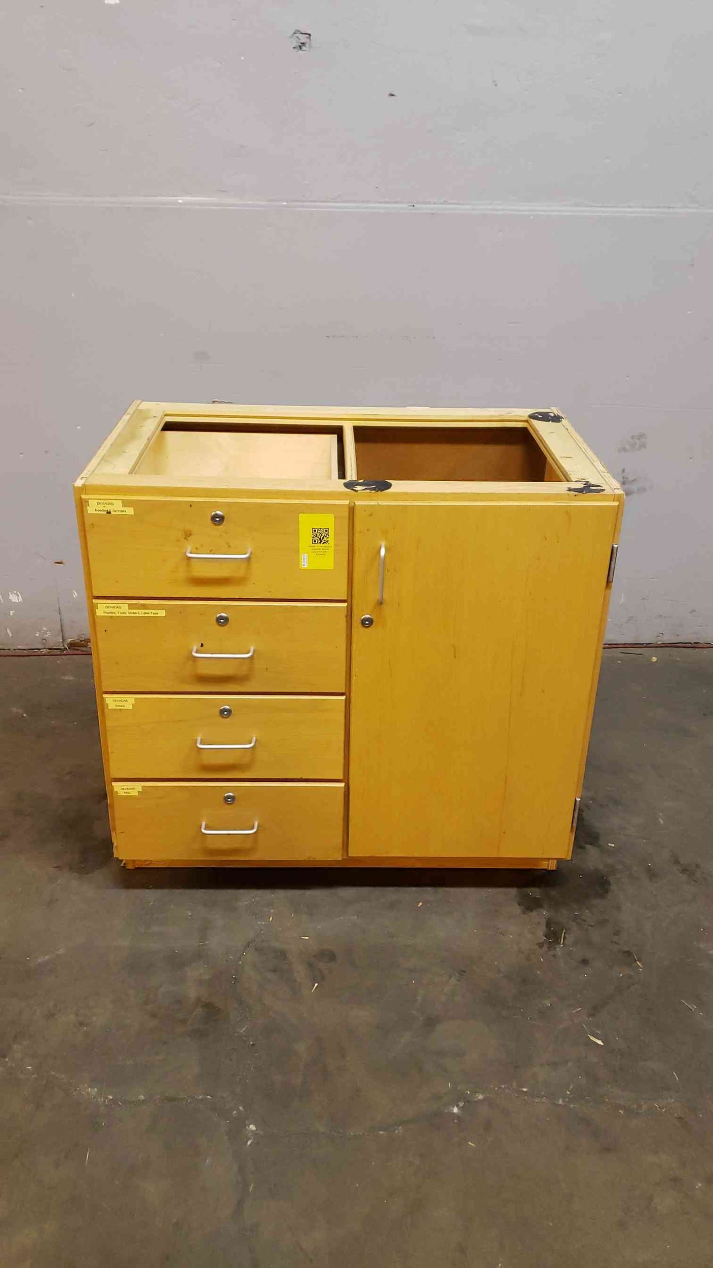 Jamestown 6-Piece Wood Lab Casework Suite - Standing Height Drawer/Door Cabinets 16 Linear Feet