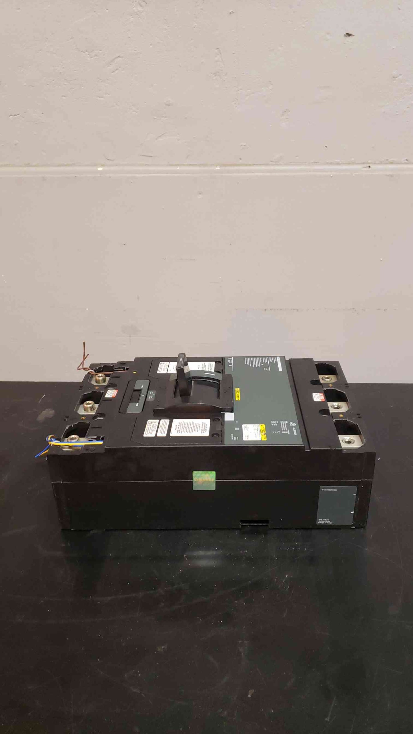 Square D 450 Amp Breaker MH 450 A 519568P15 (SKU: 2864AA)