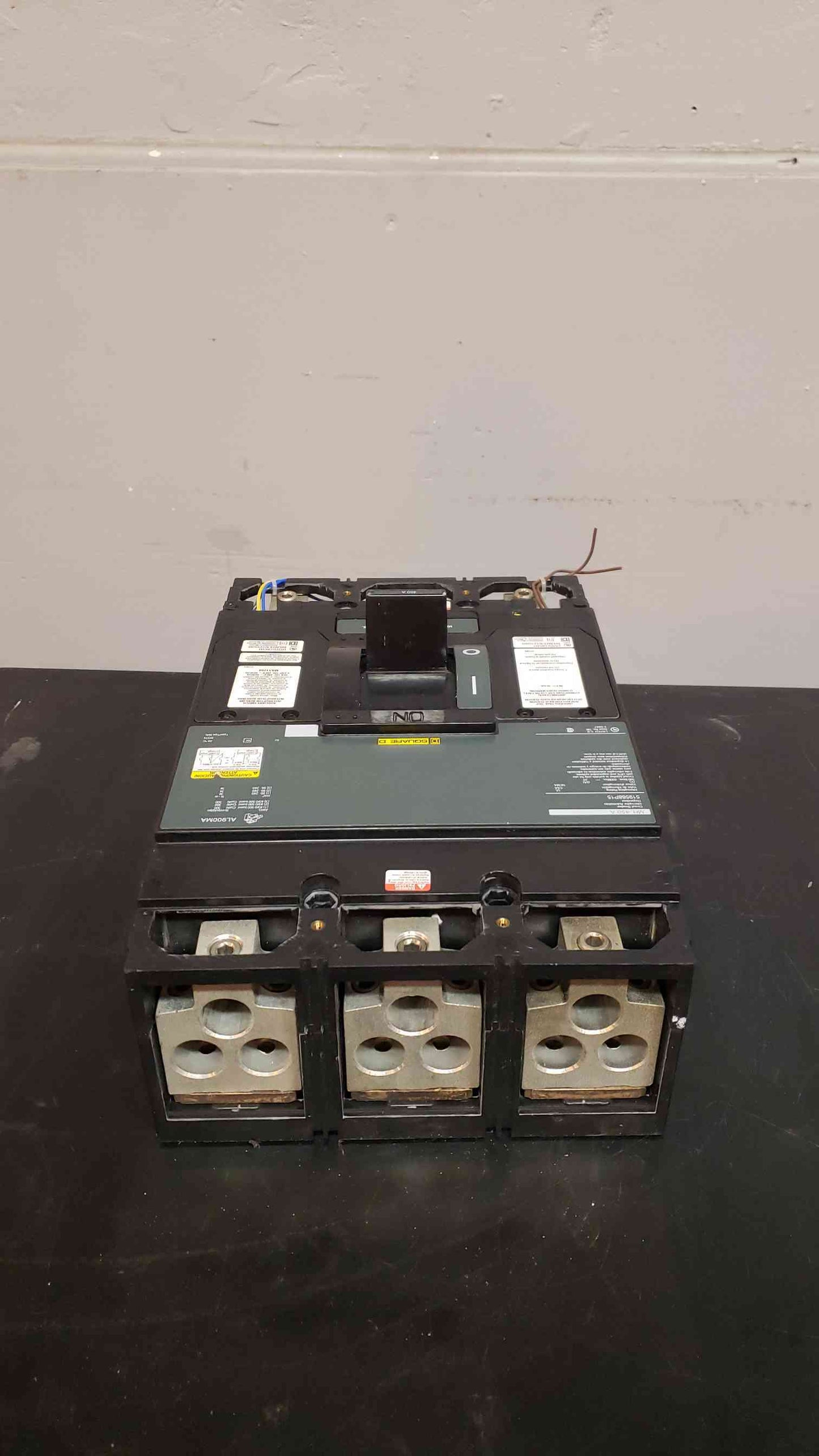 Square D 450 Amp Breaker MH 450 A 519568P15 (SKU: 2864AA)