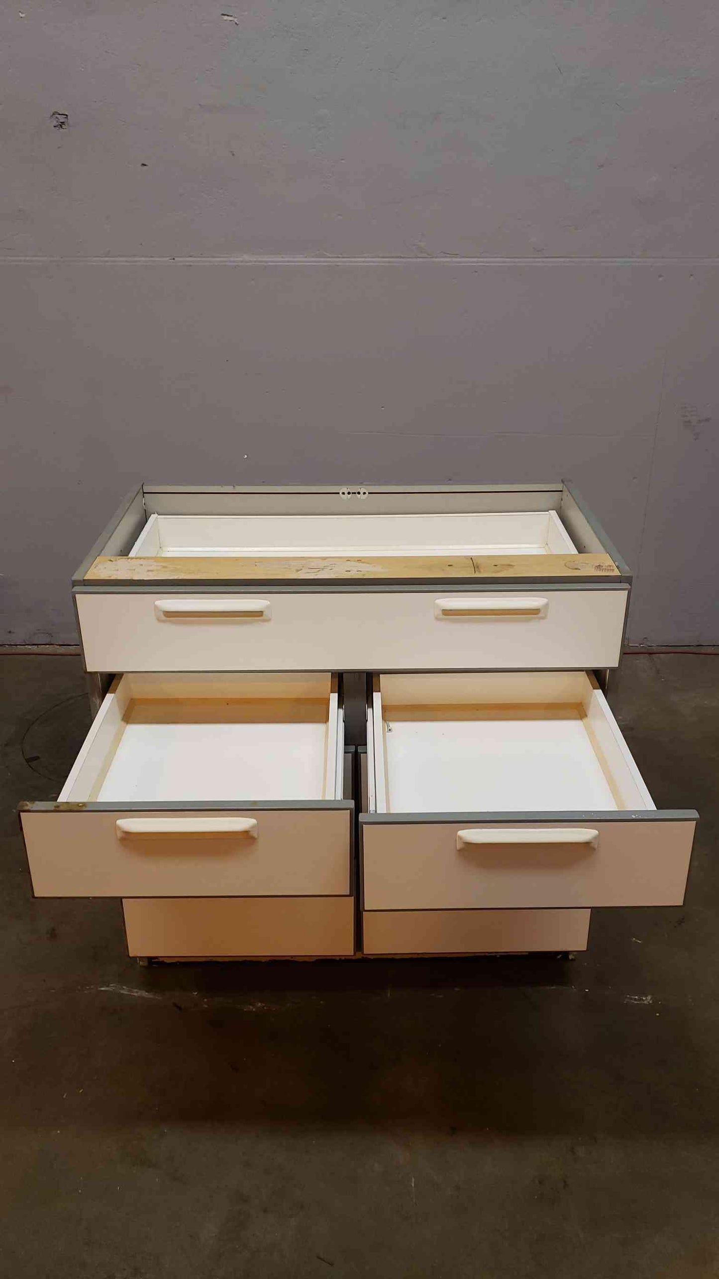 3' Recessed Wooden Casework W/ 7 Drawers(Q16658)