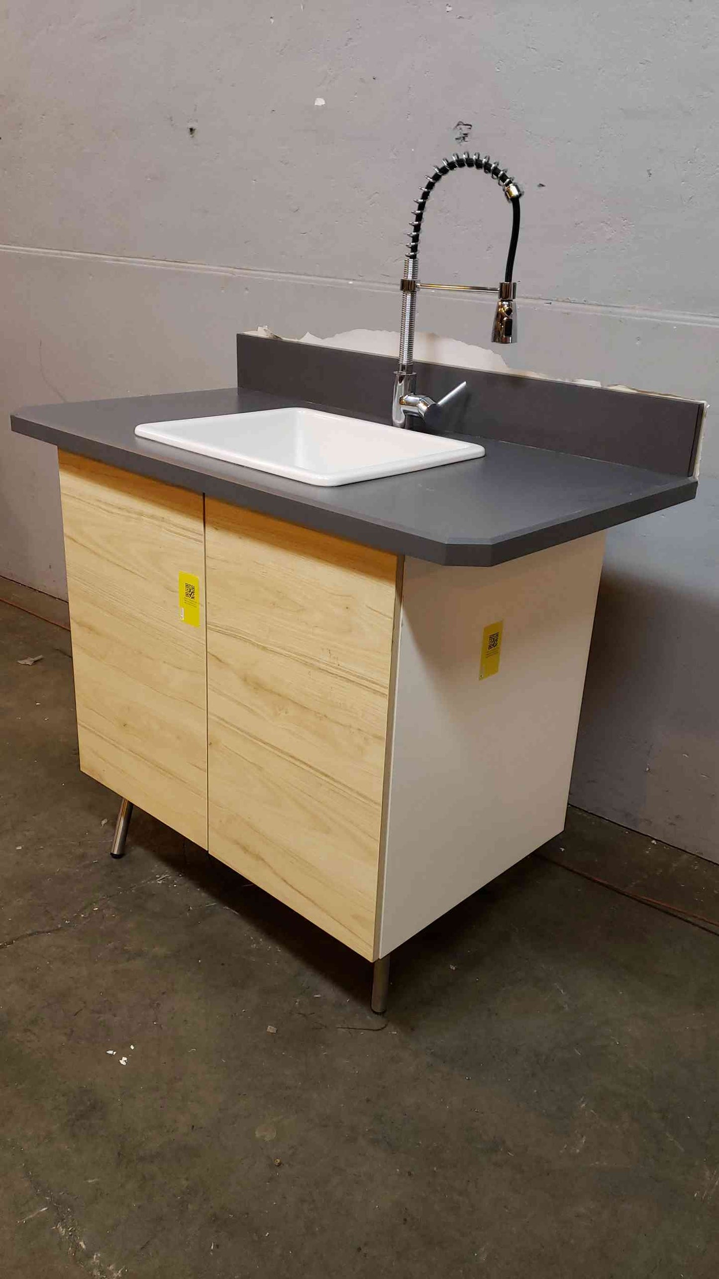 4' Lab Sink Base W/ Sink Basin & Extendable Faucet(2415AA)