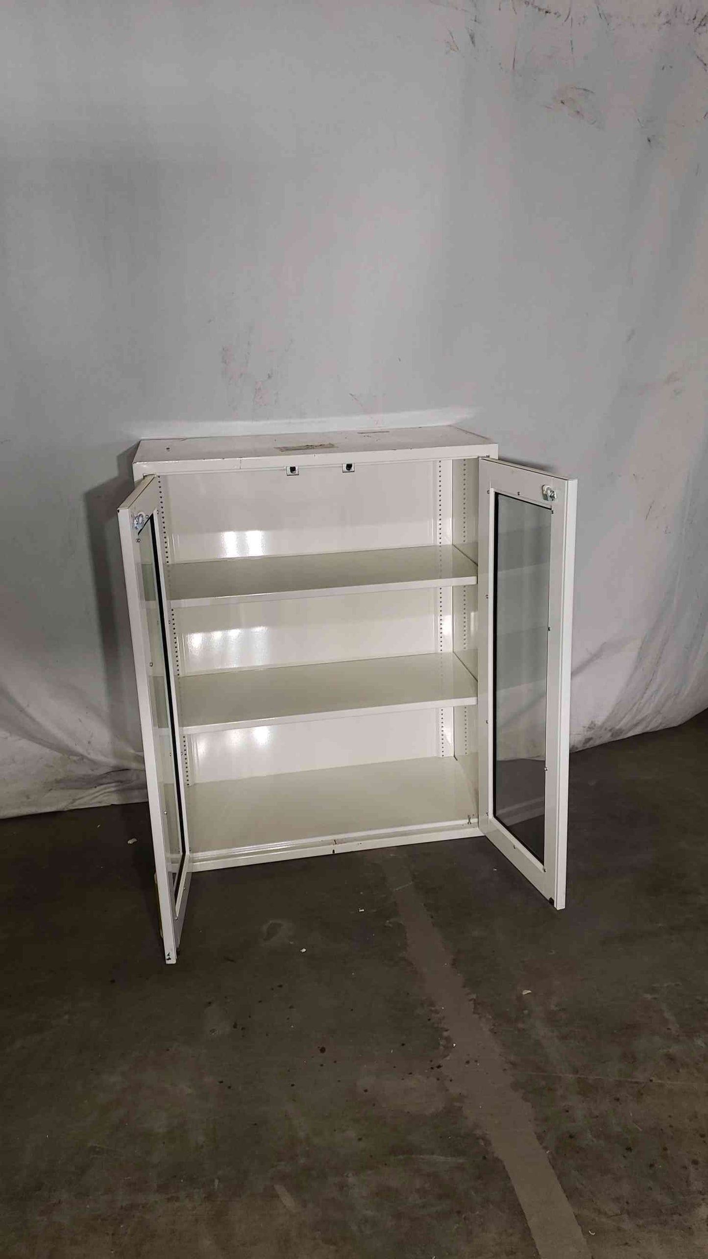 30" White Hamilton Overhead Cabinet(100042)