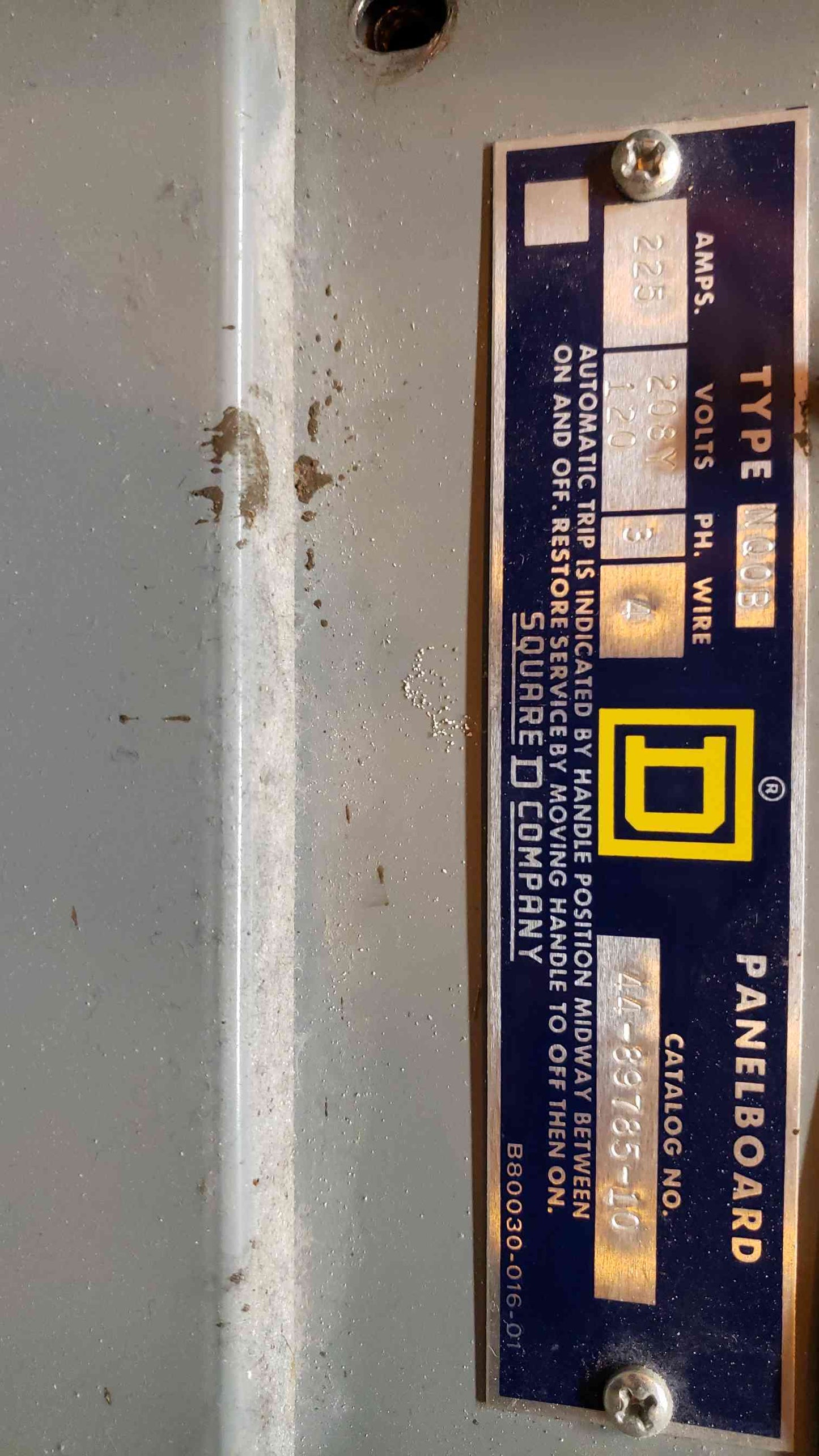 225A Square D NQOB 120/208v W/ Main Panel Board MSC50TS LOADED(100318)