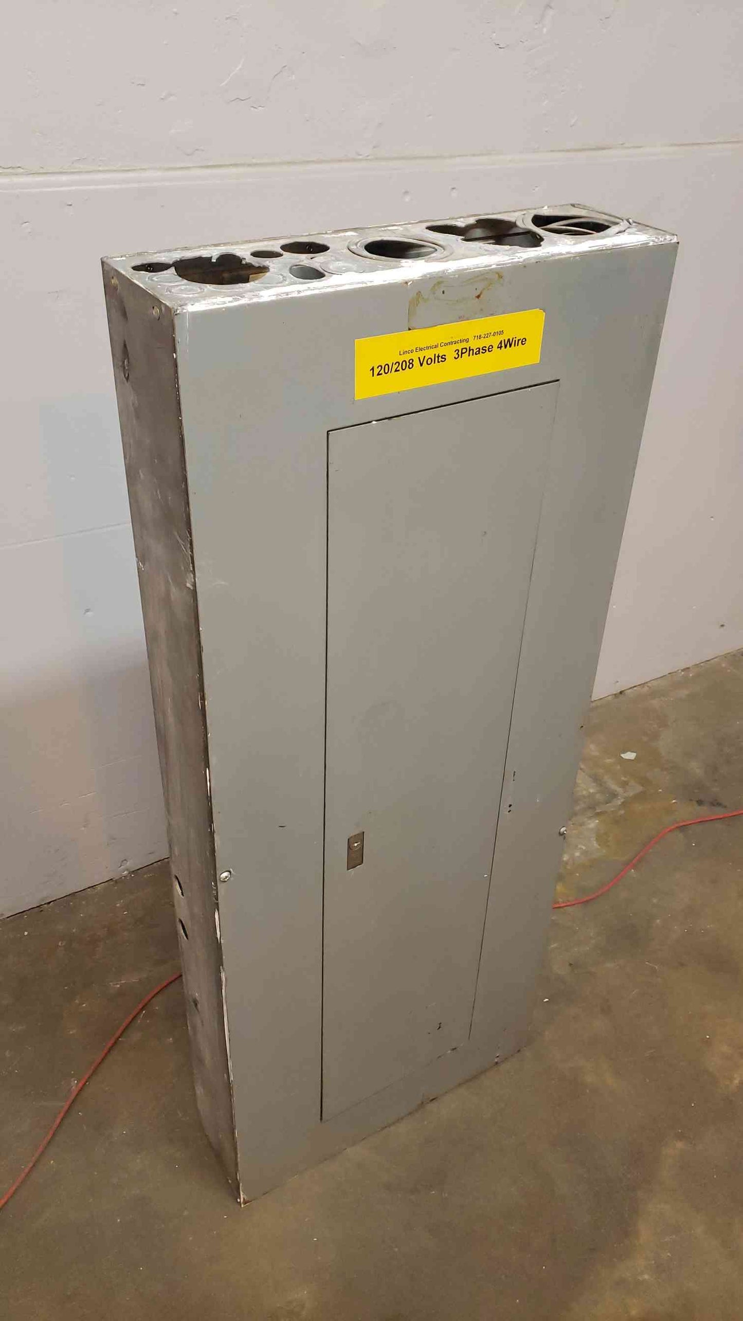 225A Square D NQOB 120/208v W/ Main Panel Board MSC50TS LOADED(100318)