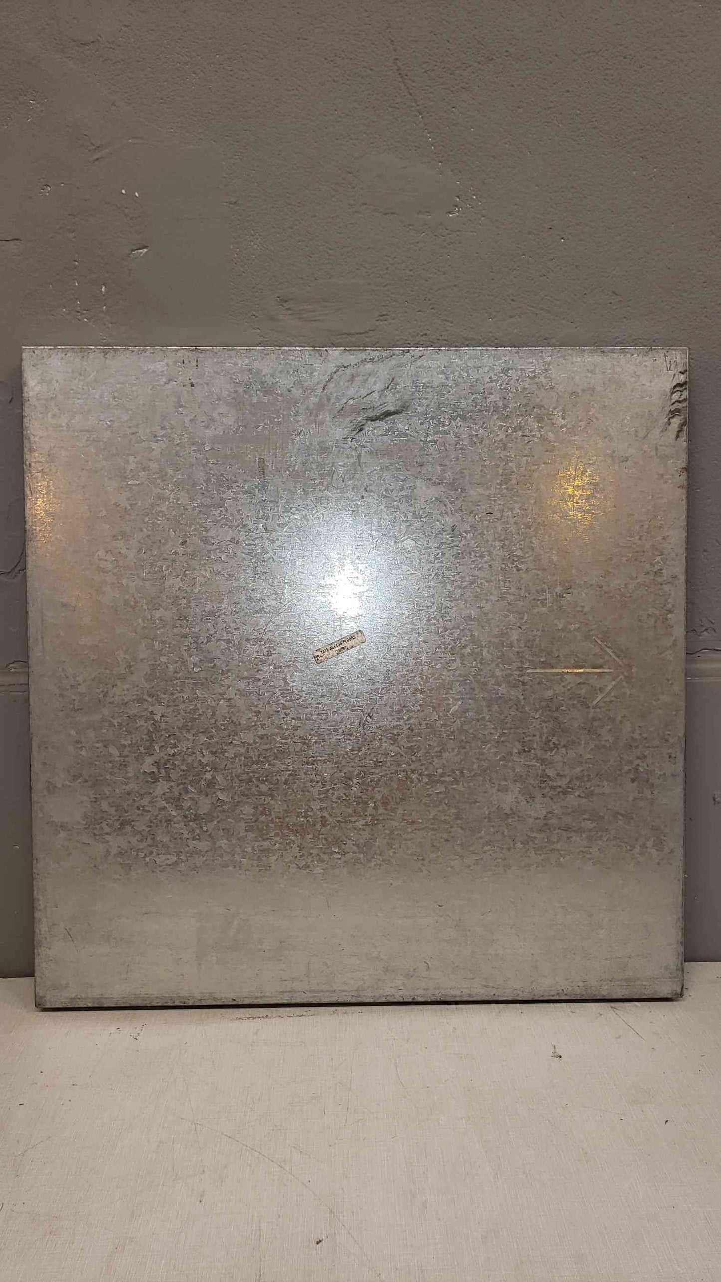 Tate Raised Access Wood Core Floor Tile Gray Starlight 2x2(100592)
