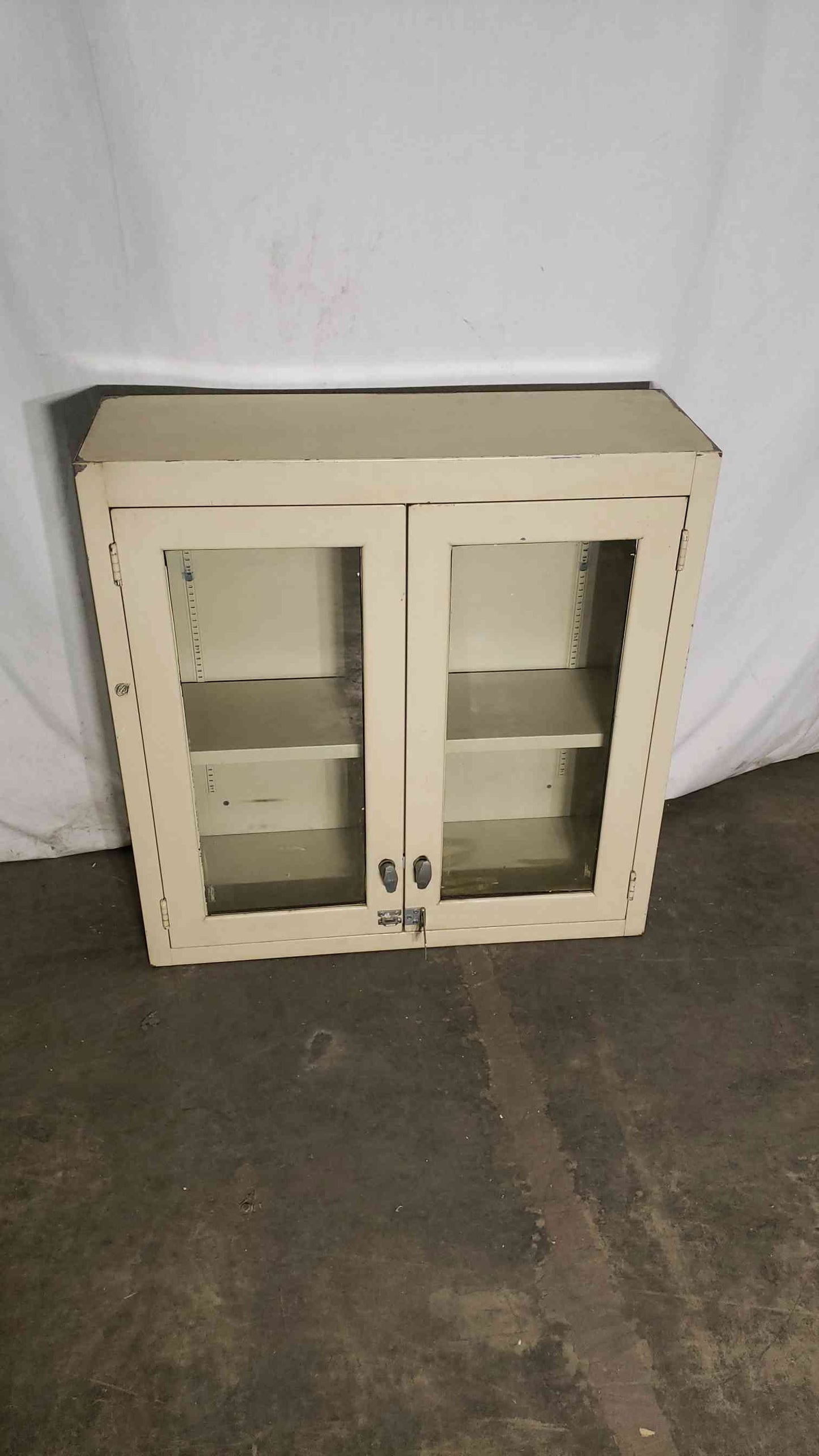 35" Overhead Cabinet W/ Knobs(100058)