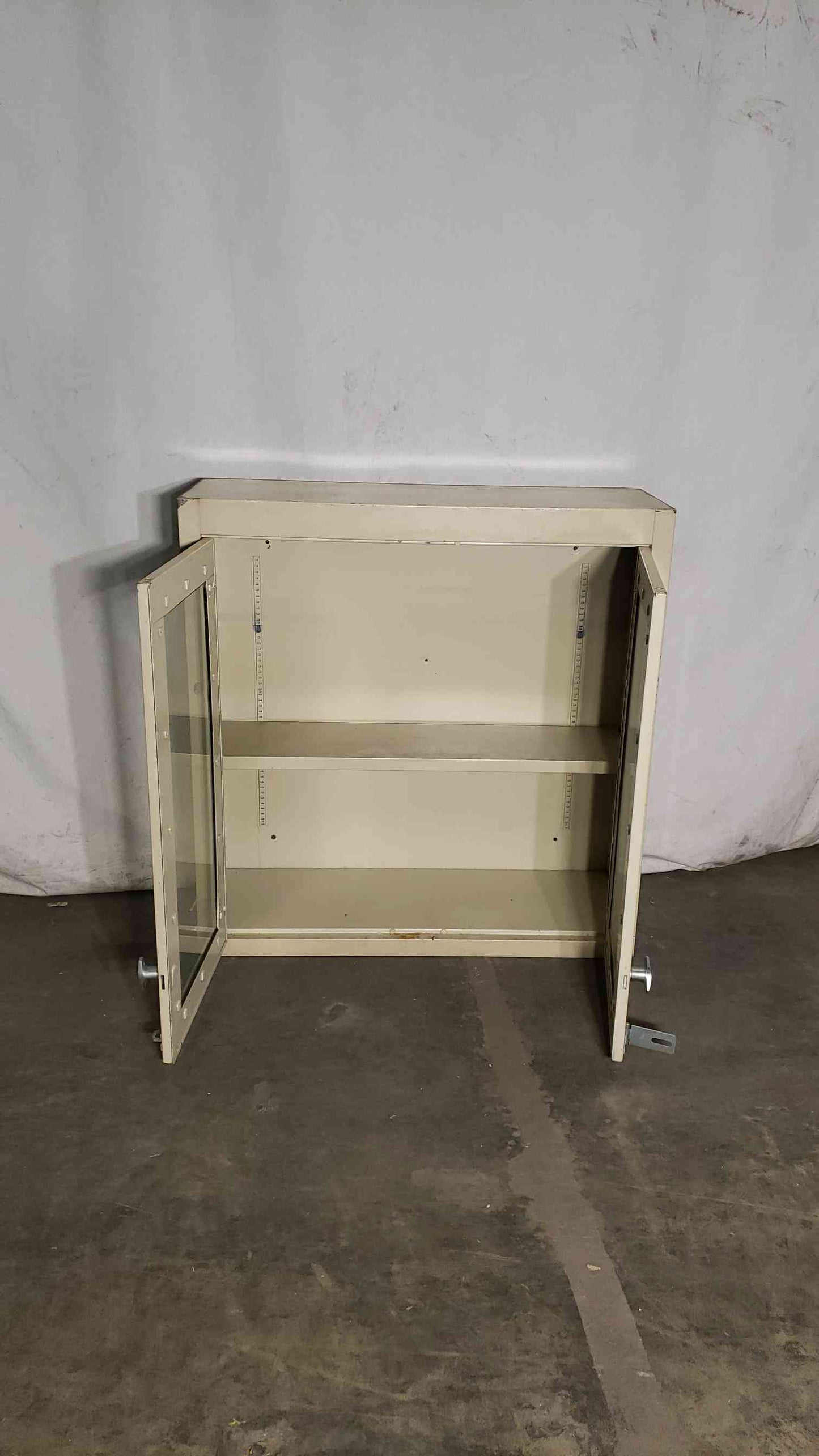 35" Overhead Cabinet W/ Knobs(100058)