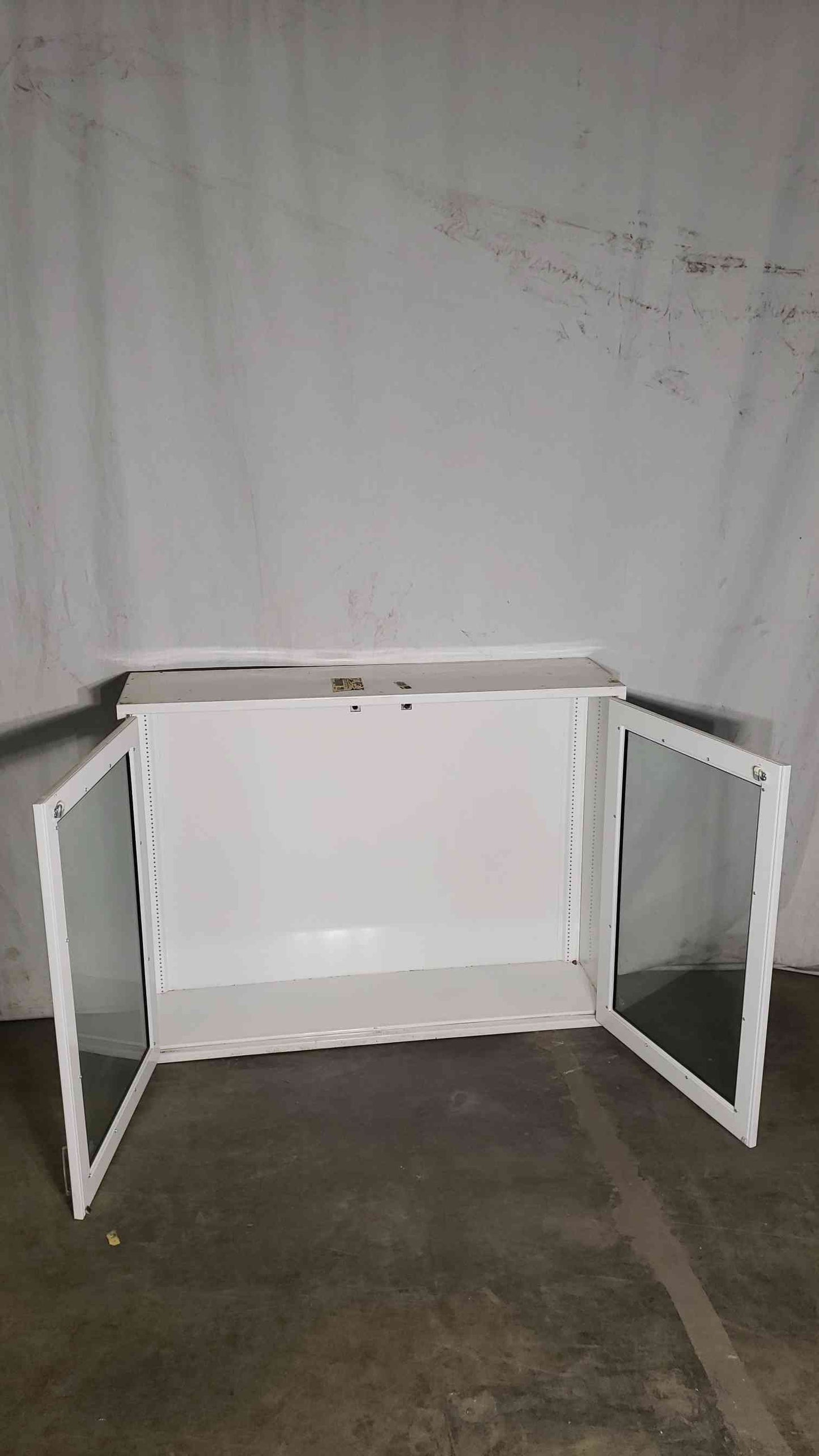 4' Fisher Hamilton Overhead(100019)