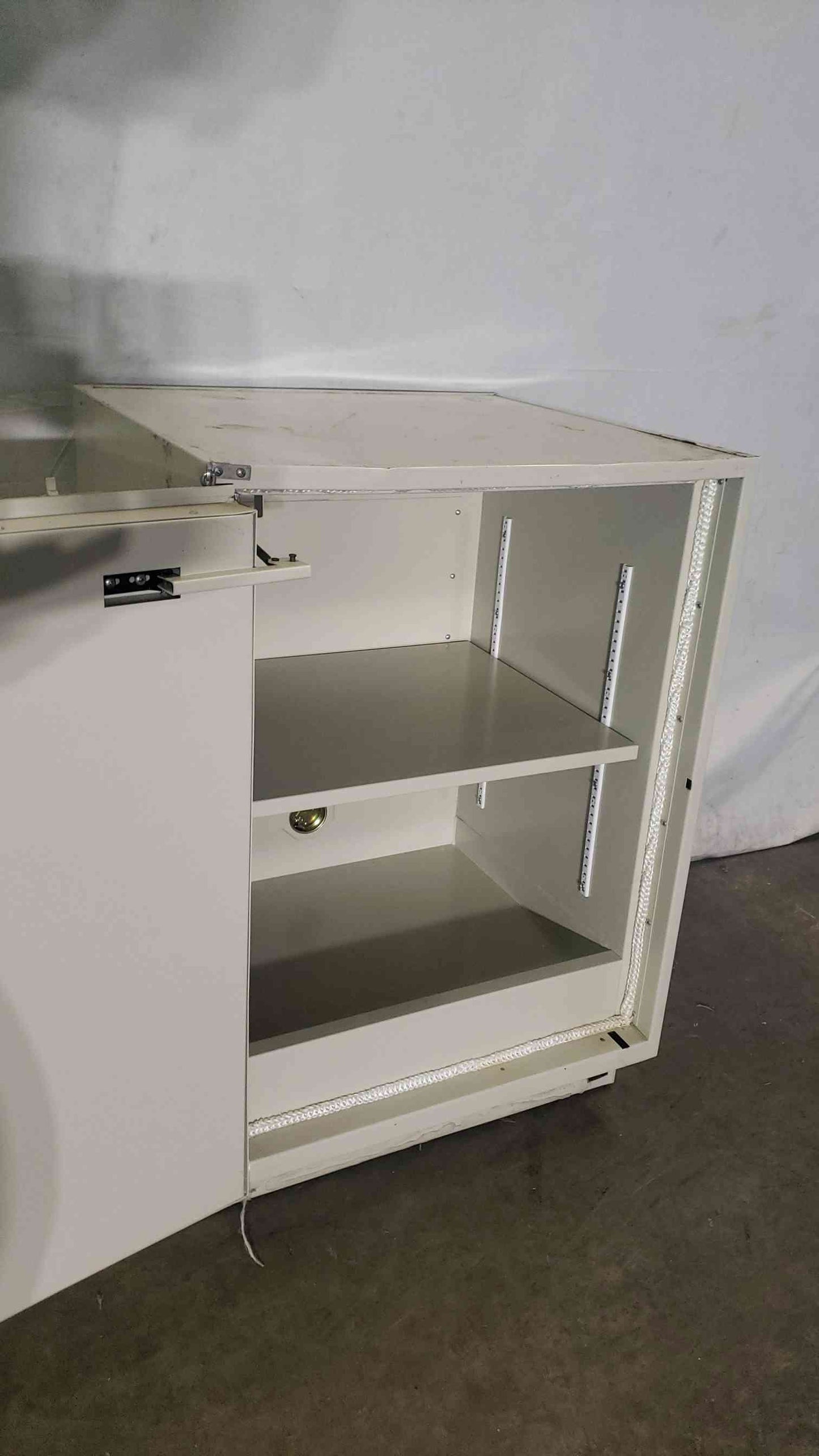24x22x35 Flammable Casework(100166)