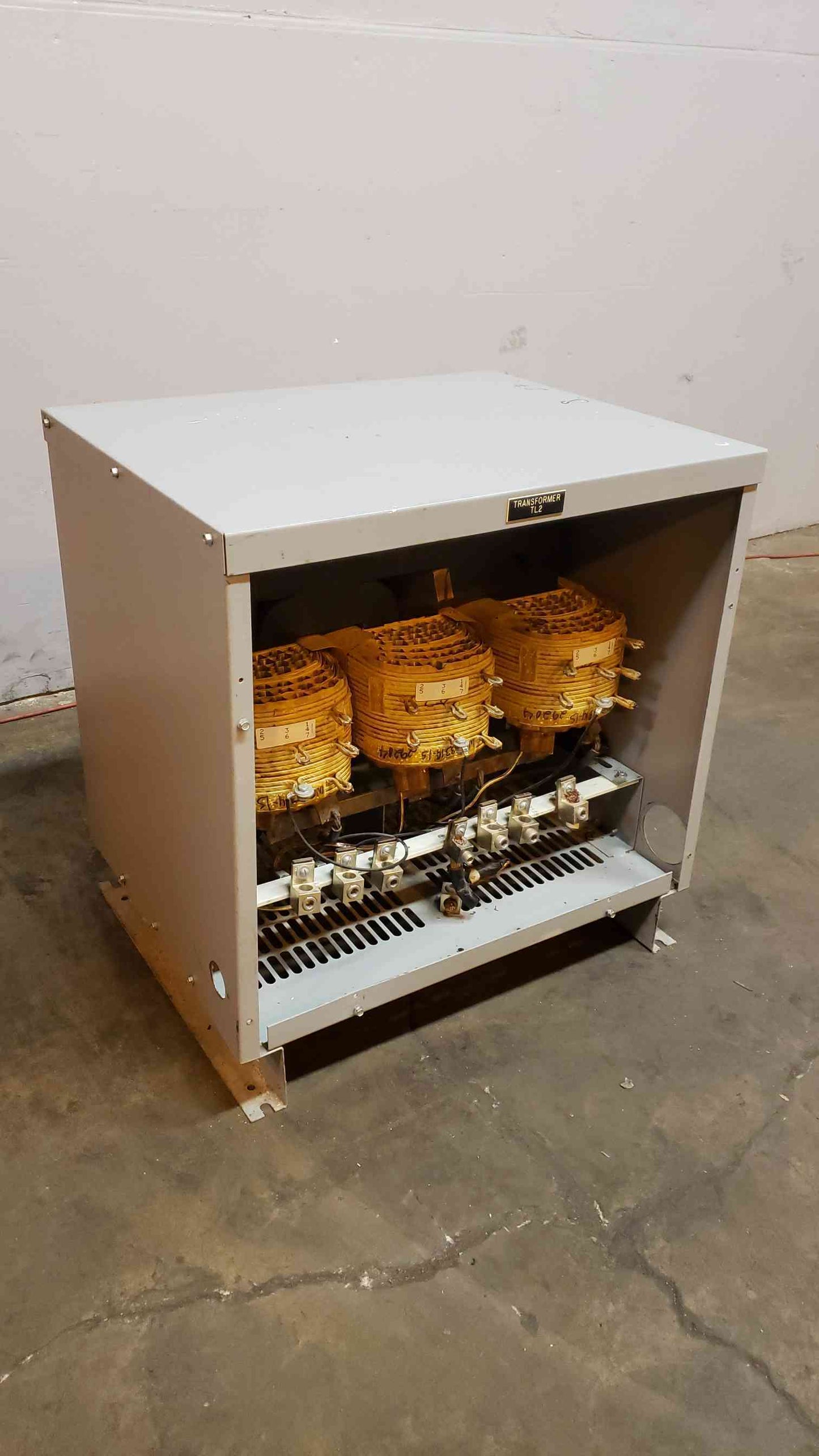 30KW 480 x 208/120v Dry Type Transformer No Cover30KW(1873AA)