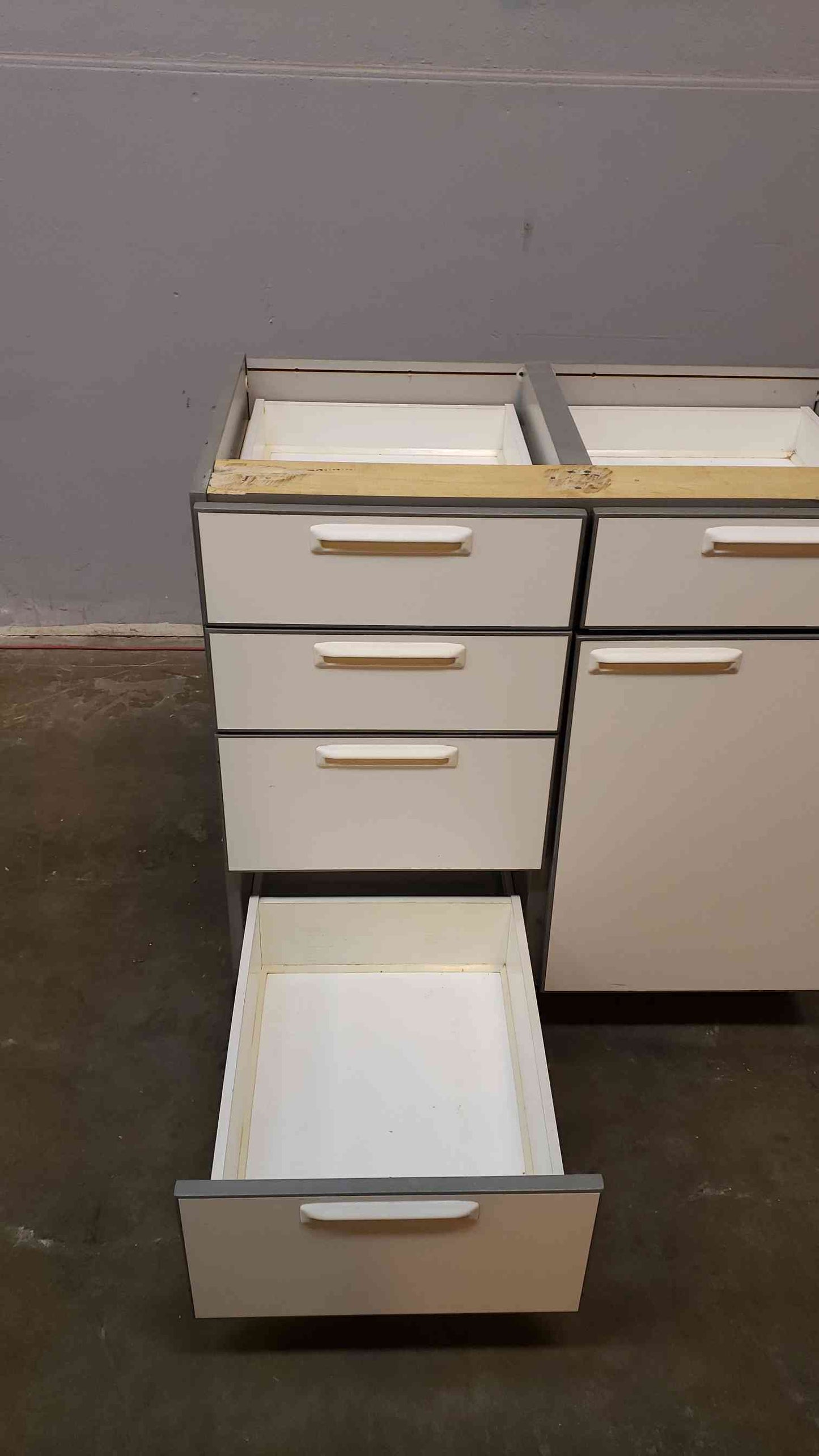 3' Recessed Wooden Casework W/ 5 Drawers 1 Door(Q16652)