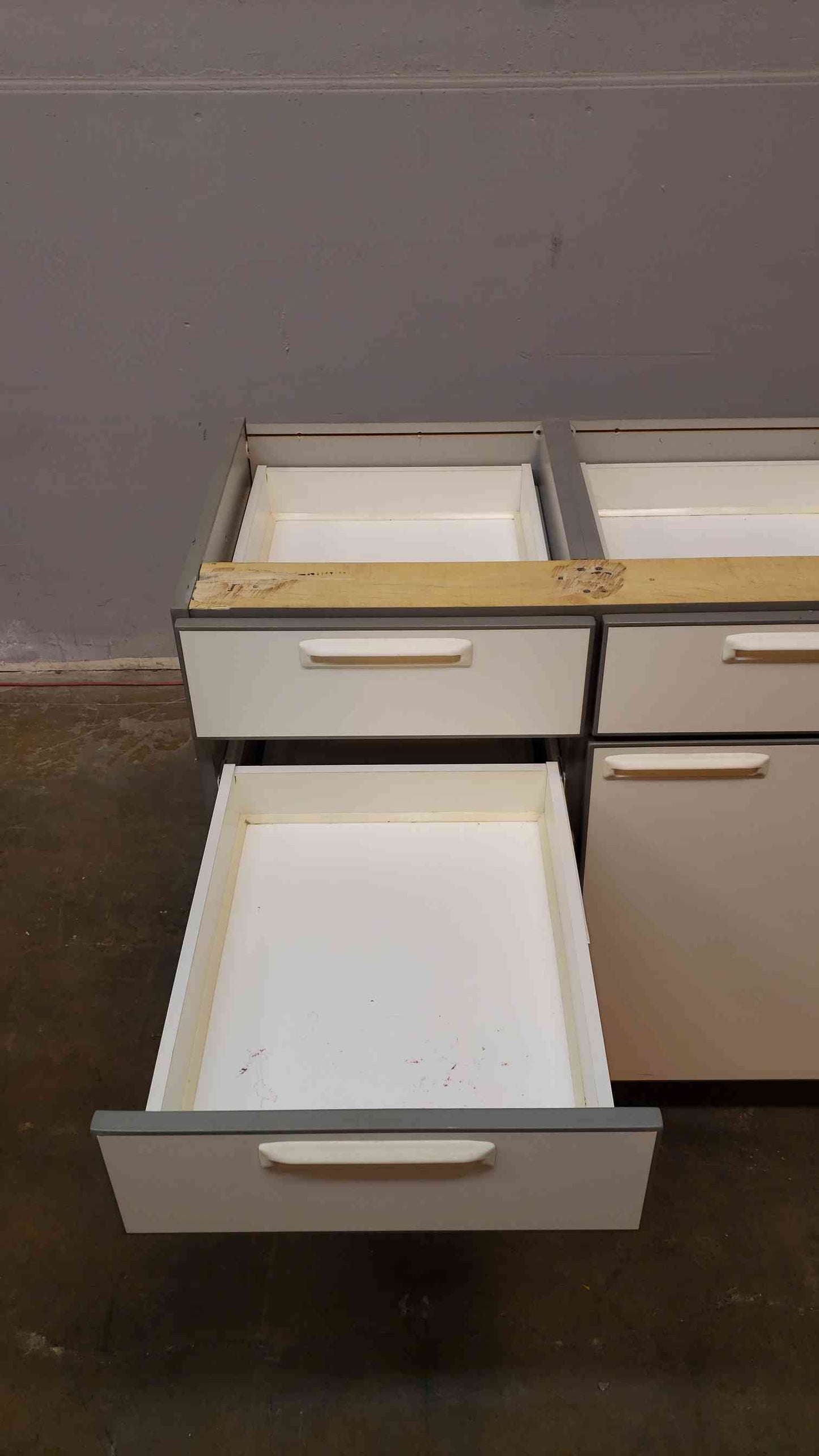 3' Recessed Wooden Casework W/ 5 Drawers 1 Door(Q16652)