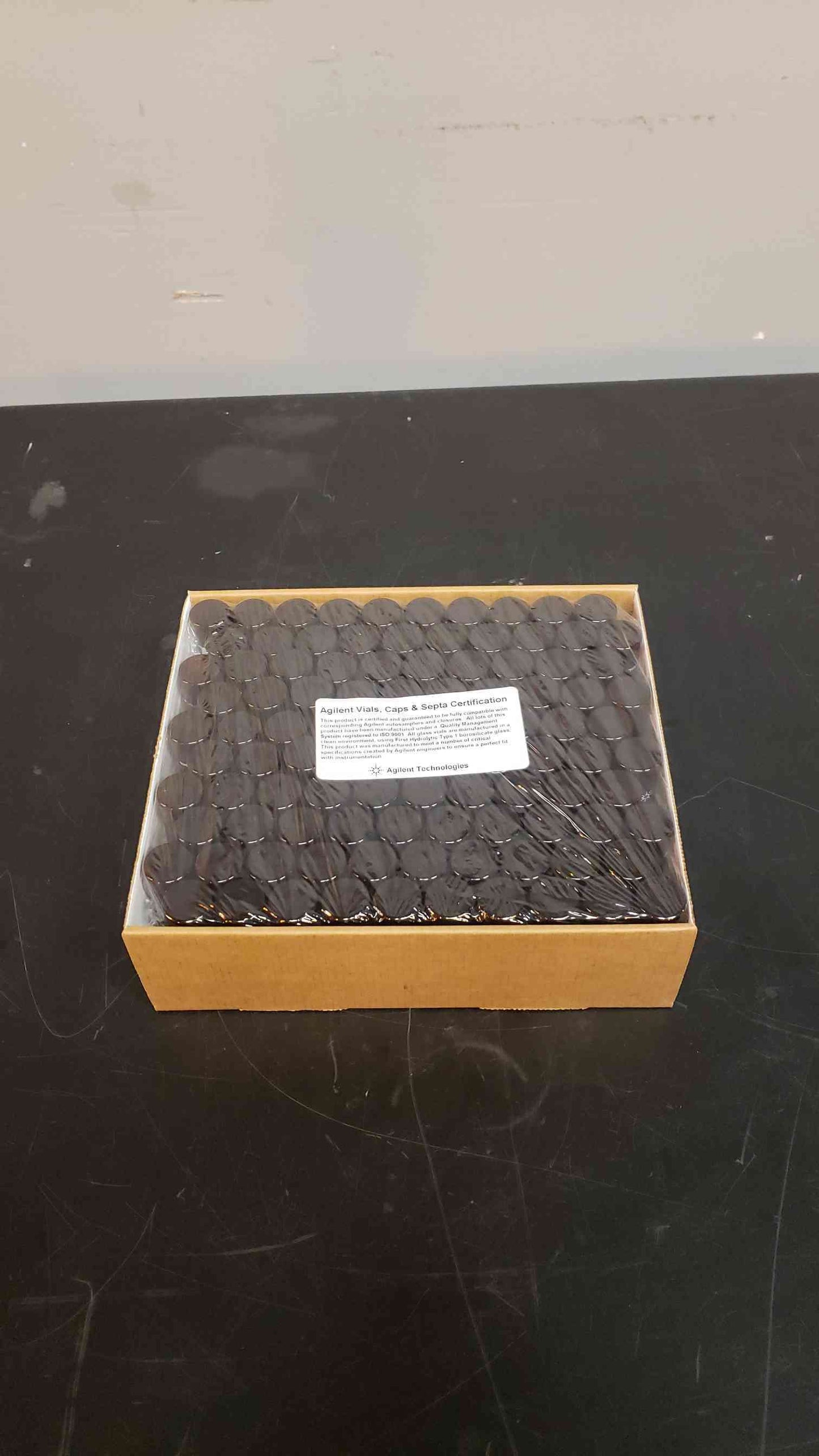 Lot of 100 Agilent Technologies Amber 20ml Vial (SKU: 4402AA)