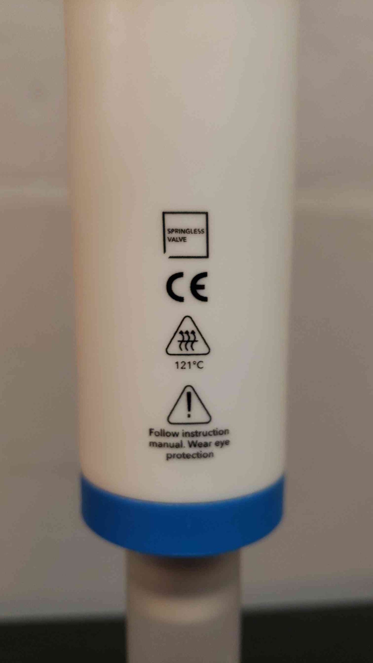 Microlit Scitus Bottle Top Dispenser, Volume Range 1mL - 10mL MLT-SCI-10(4909AA)