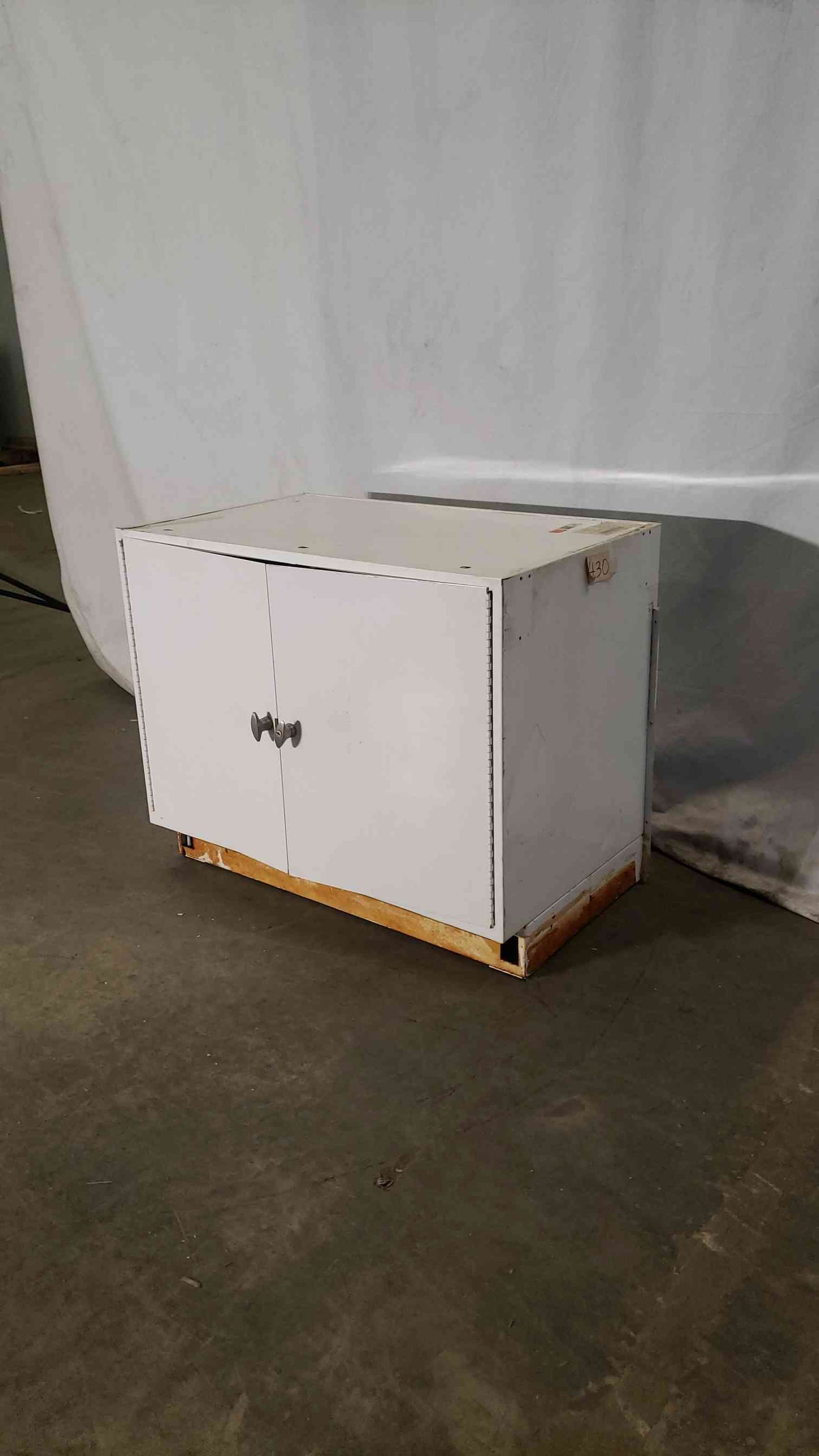 36x22x29 case work(100241)