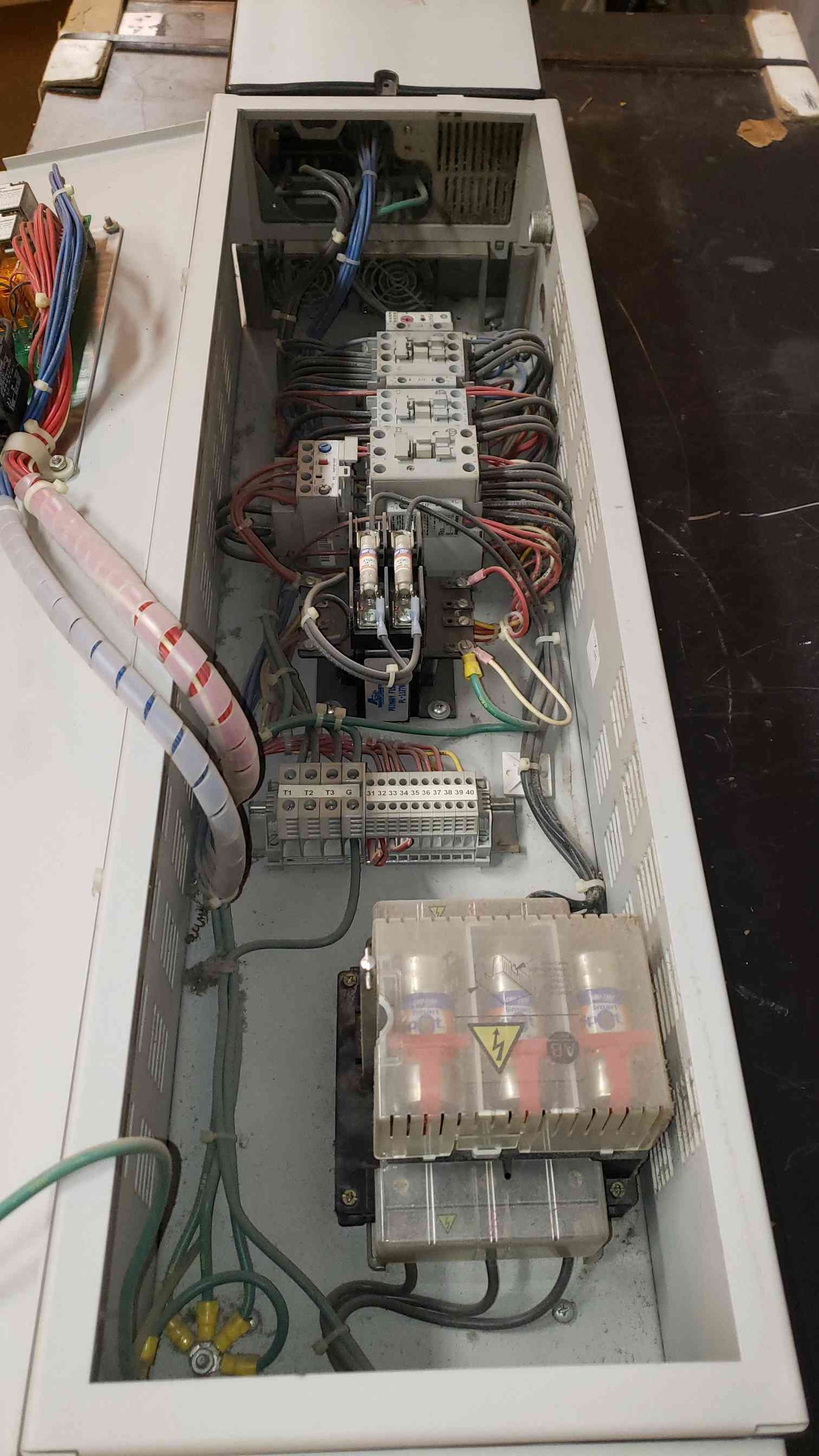 Allen-Bradley PowerFlex70 VFD 20AD027A0AAYNANC0 Enclosure & Controller (SKU: 4973AA)(4973AA)