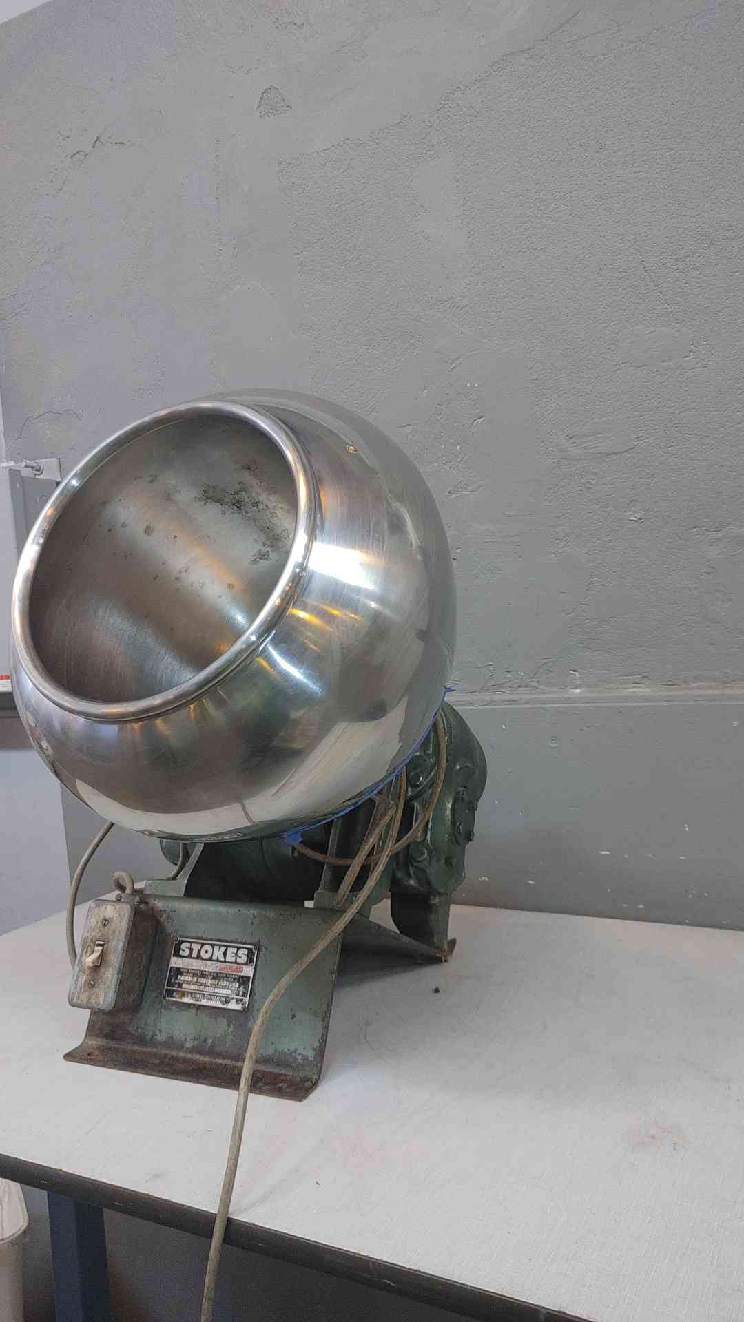 Stokes 16" coating pan 14" deep 10" opening 29-1 (SKU: 1183AA)