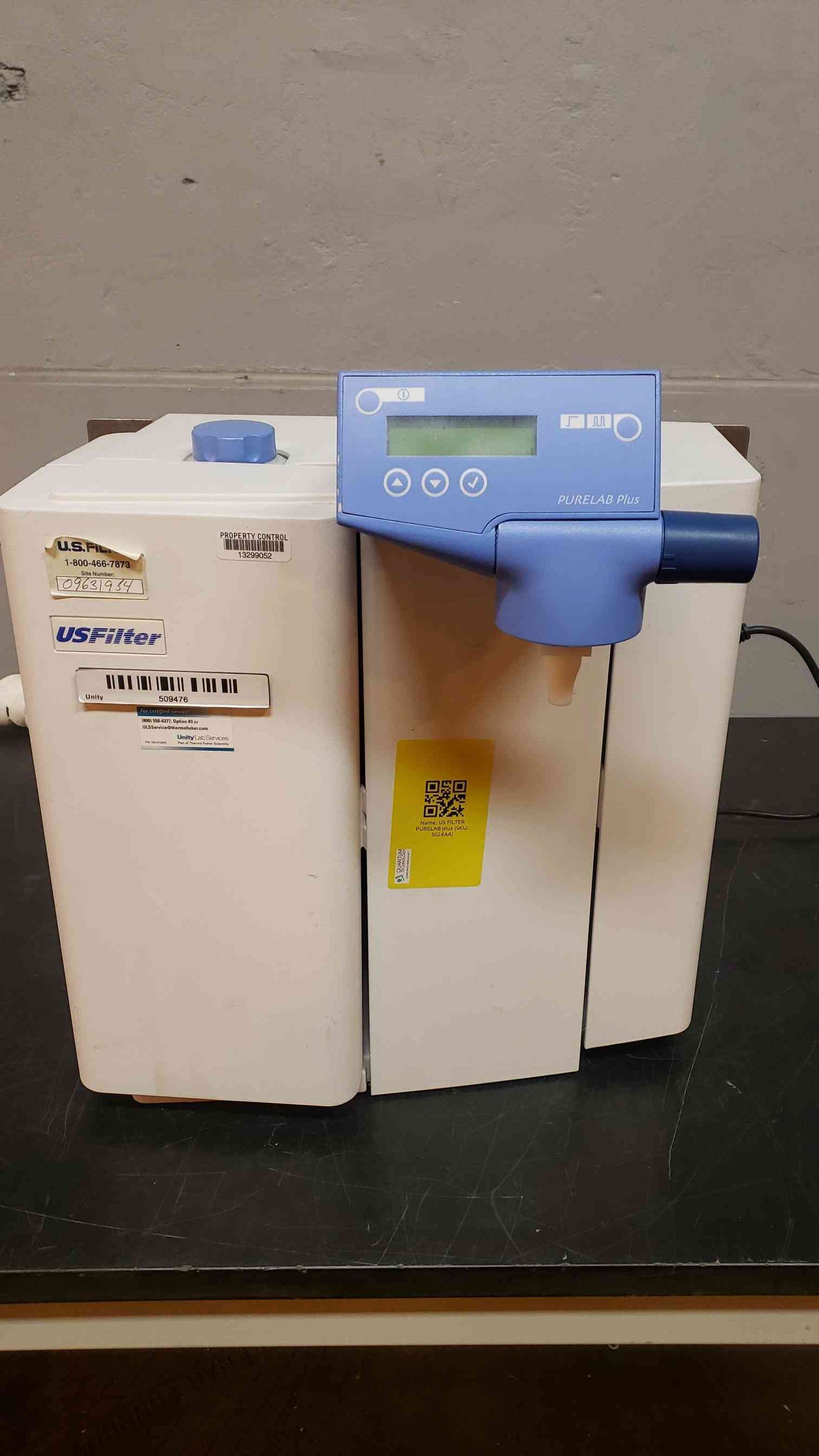 Lot of Various Laboratory Test and Measurement Equipment