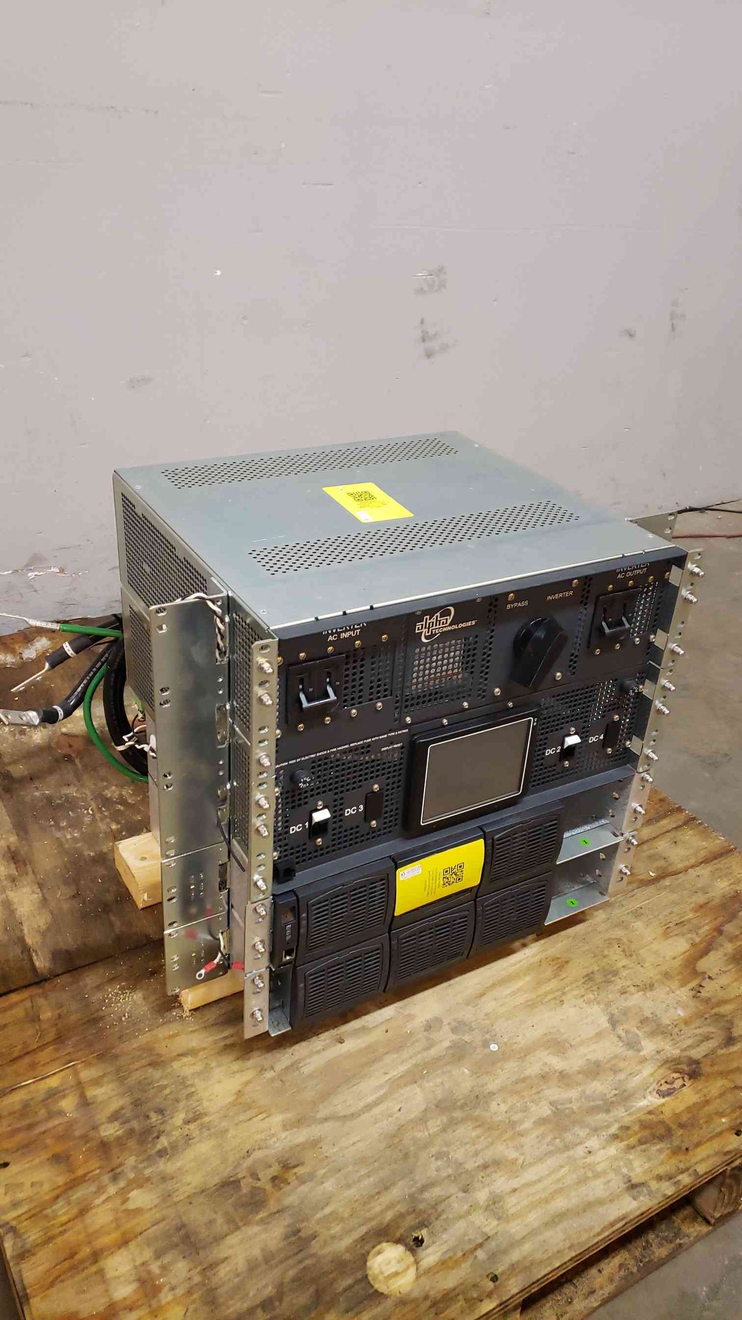 Alpha Technologies Inverter 120/208 or 120/240 AMPS24-2-9-H2 MBS (4529AA)(4529AA)