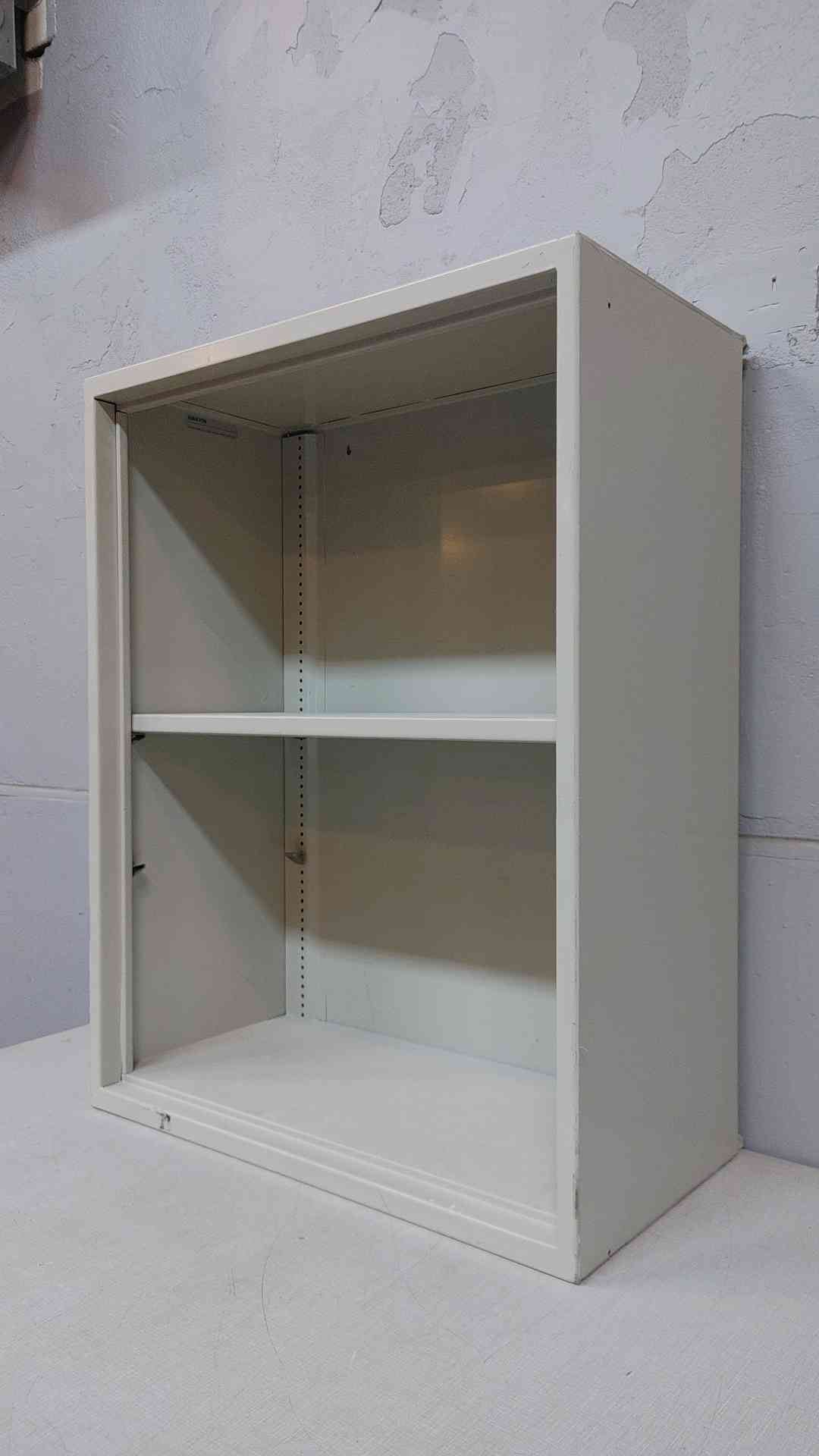 2' Overhead Cabinet (1617AA)(1617AA)
