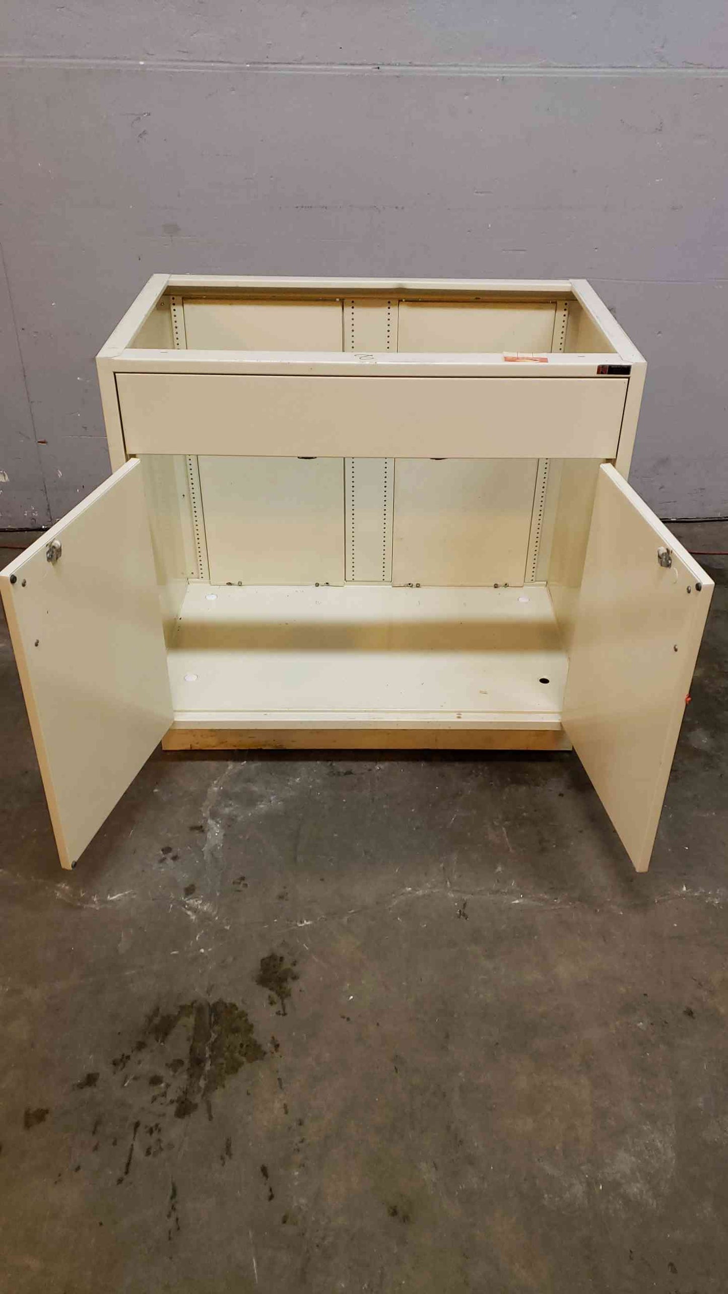 Kewaunee 3' Lab Casework Metal Base 2 Door Cabinet /Base cabinets(SKU: 2086AA)(2086AA)
