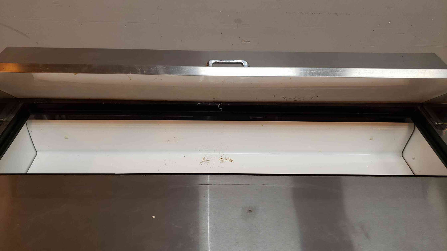 True Stainless Undercounter Refrigerator TSSU-60-16 Needs Charge (SKU: 3571AA)(3571AA)