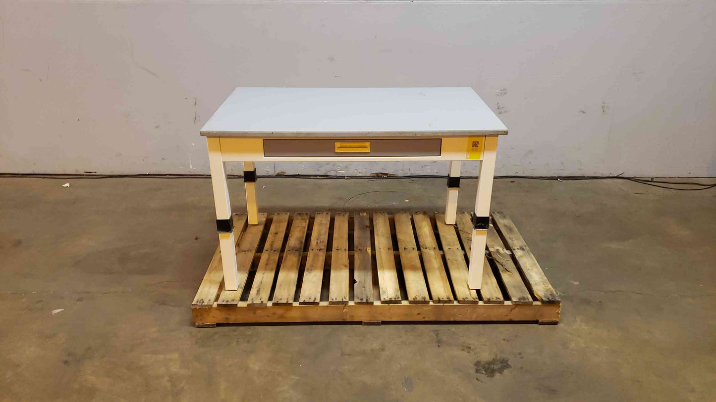 4' Fisher Hamilton Sitting Height Lab Table Drawer & Chem Resistant Top (SKU: 4576AA)(4576AA)