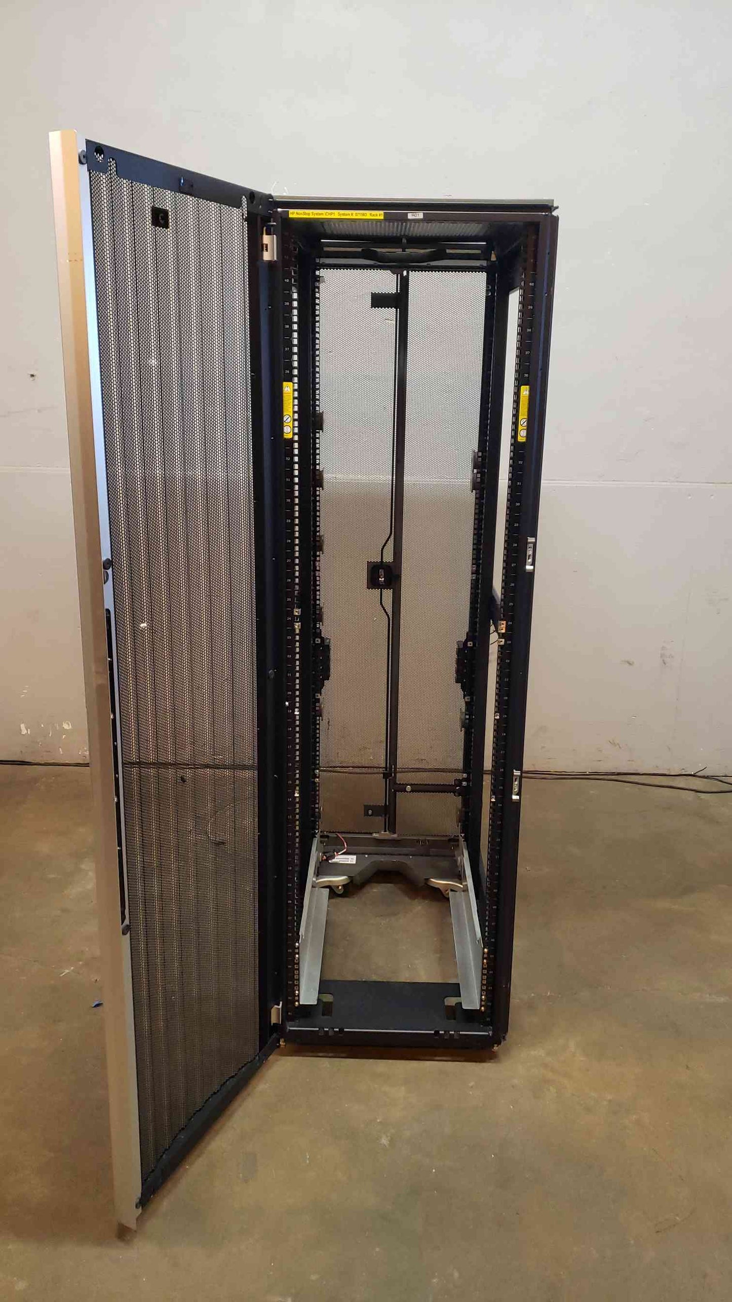 Hp Gen2 Server Rack 411333(5590AA)