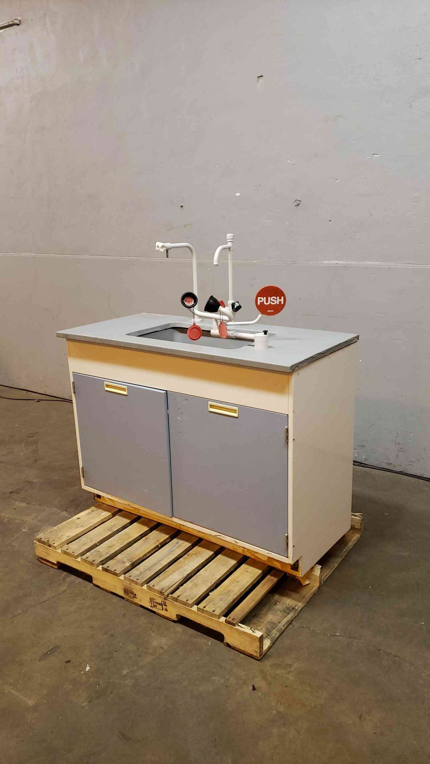 4' Fisher Hamilton Sink Casework Bundle & Fixtures (SKU:13470AA)(13470AA)