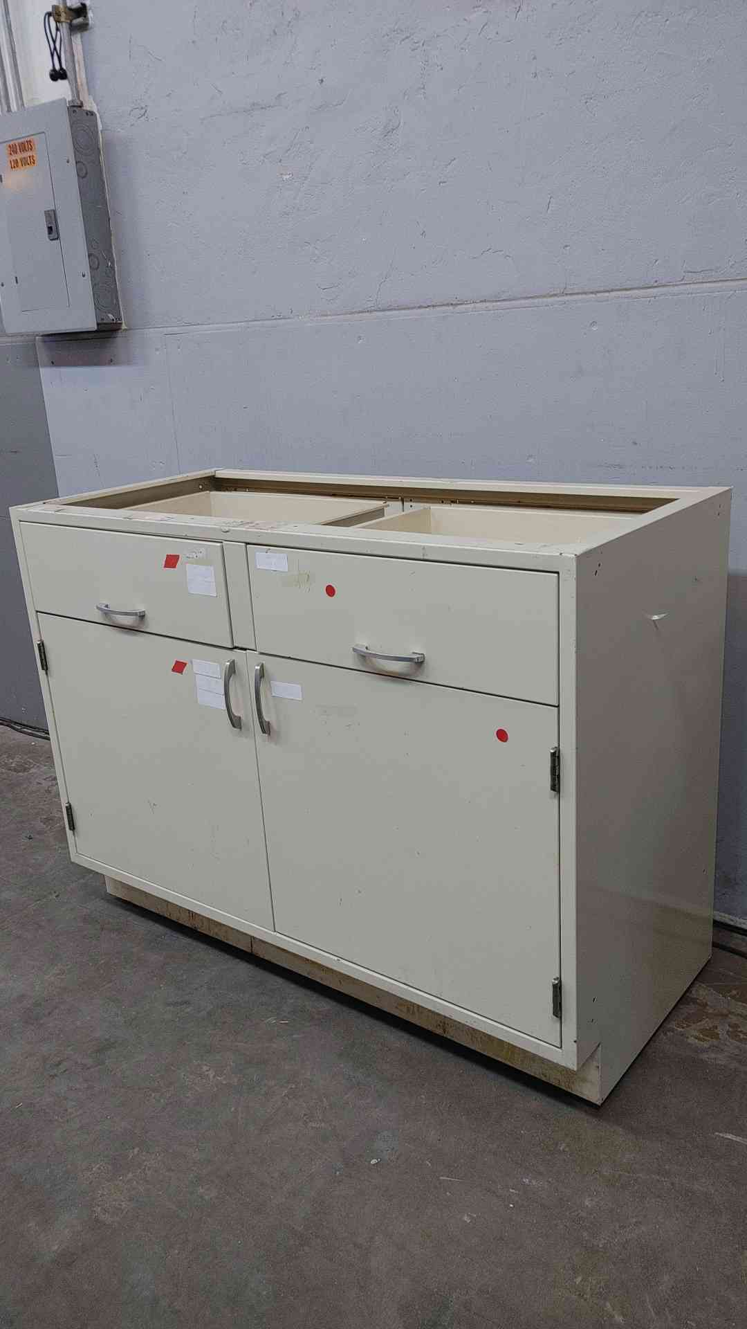 4' Hamilton Fisher Mixed Cabinet (3142AA)(3142AA)