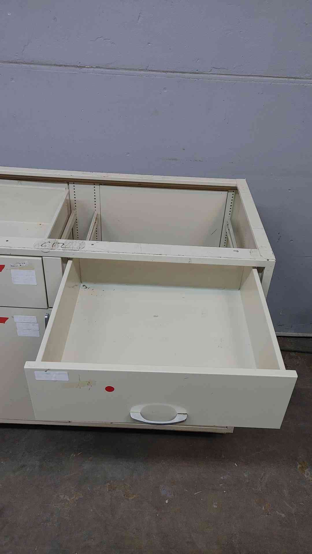 4' Hamilton Fisher Mixed Cabinet (3142AA)(3142AA)
