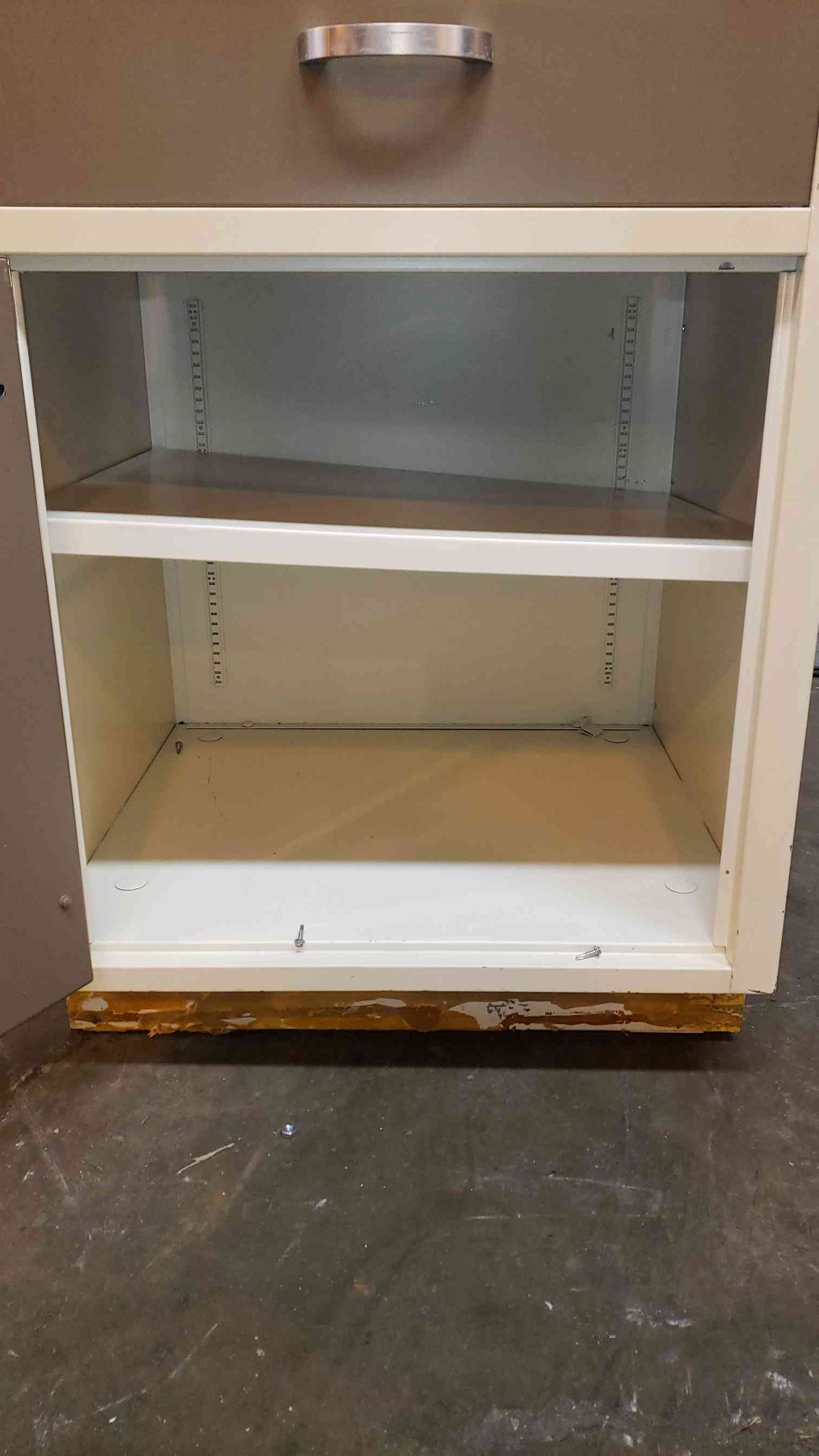 2' Duralab Mixed Casework (SKU: 13497AA)(13497AA)