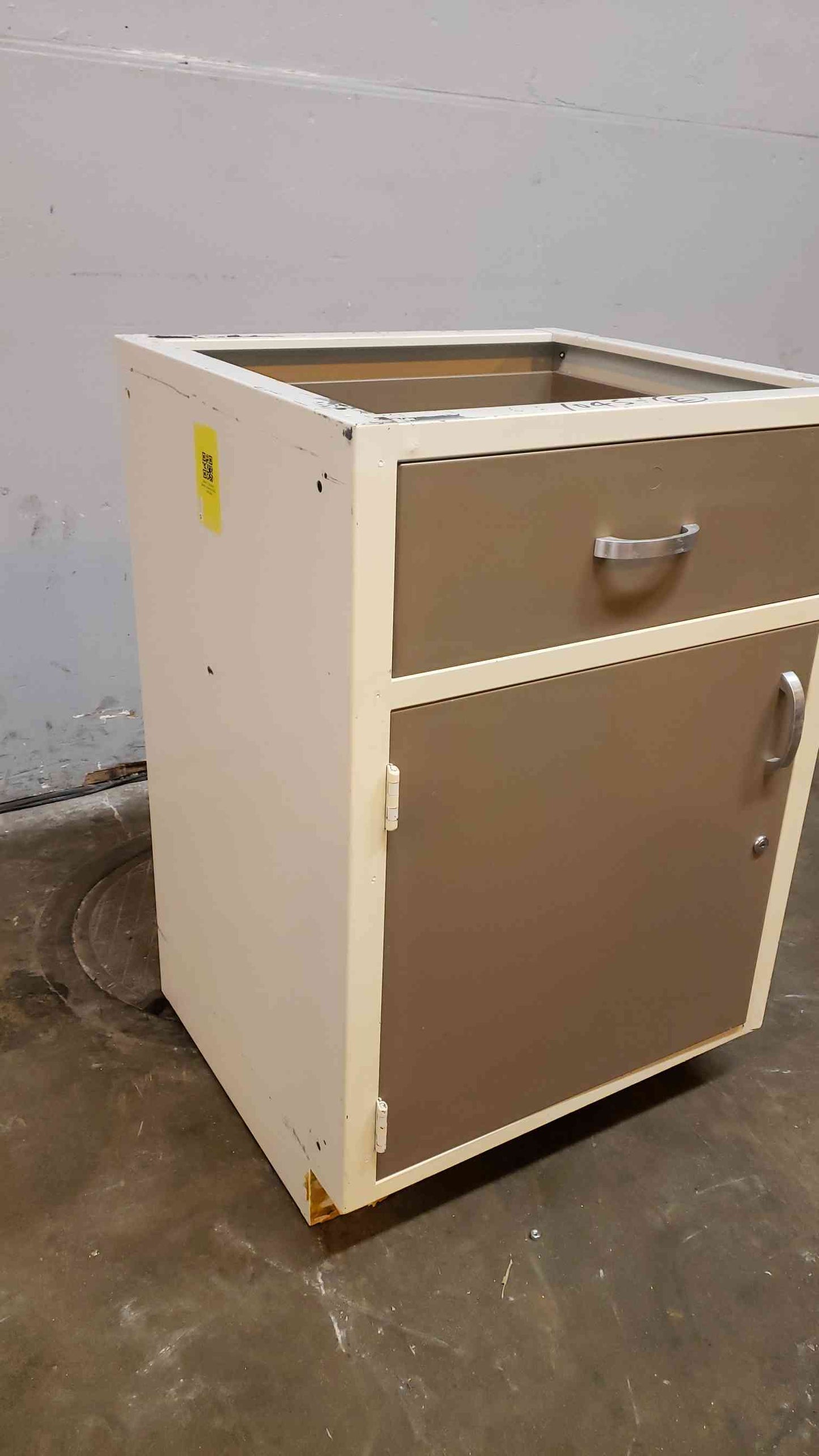 2' Duralab Mixed Casework (SKU: 13497AA)(13497AA)