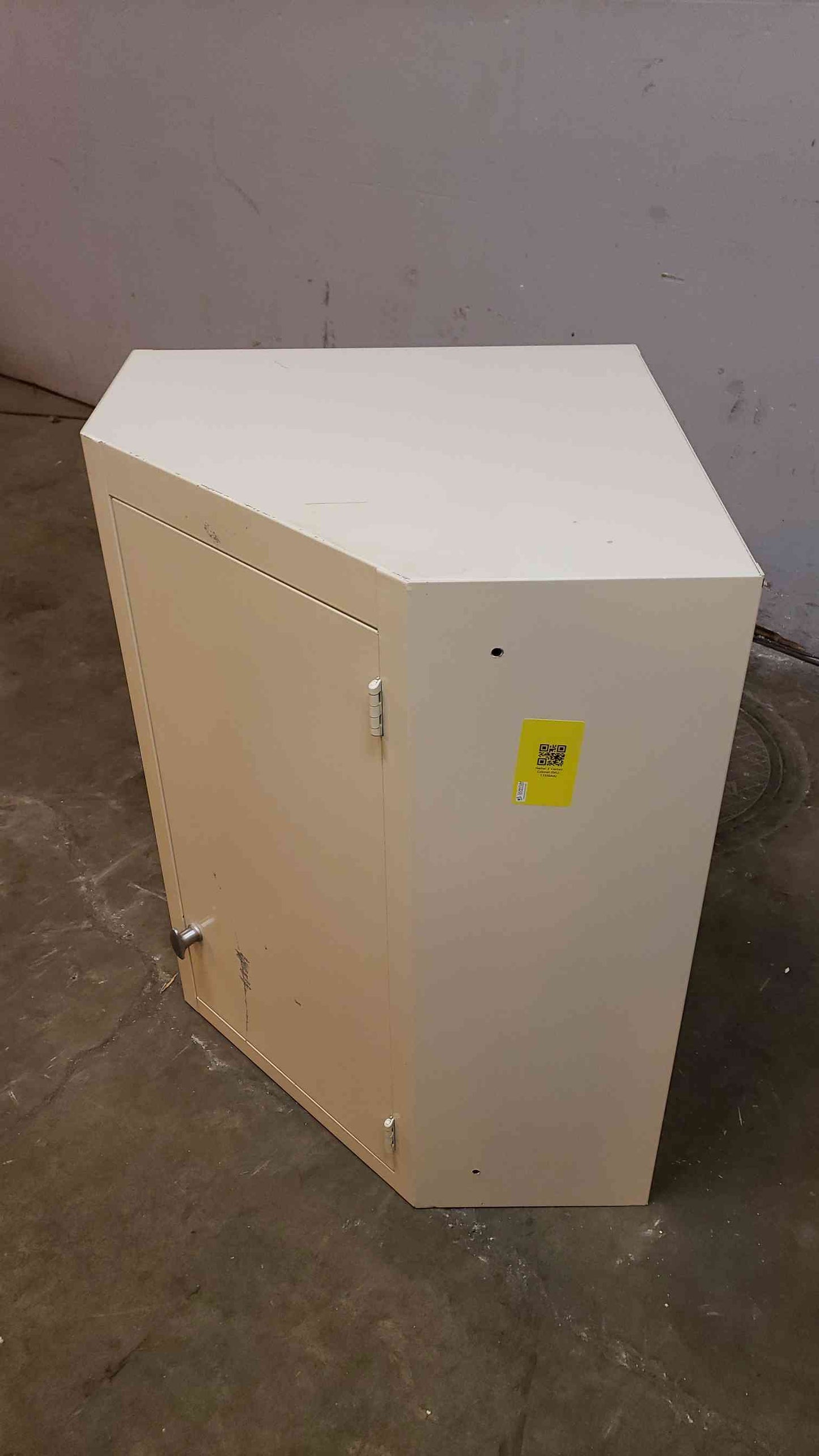 3' Corner Cabinet (SKU: 13500AA)(13500AA)