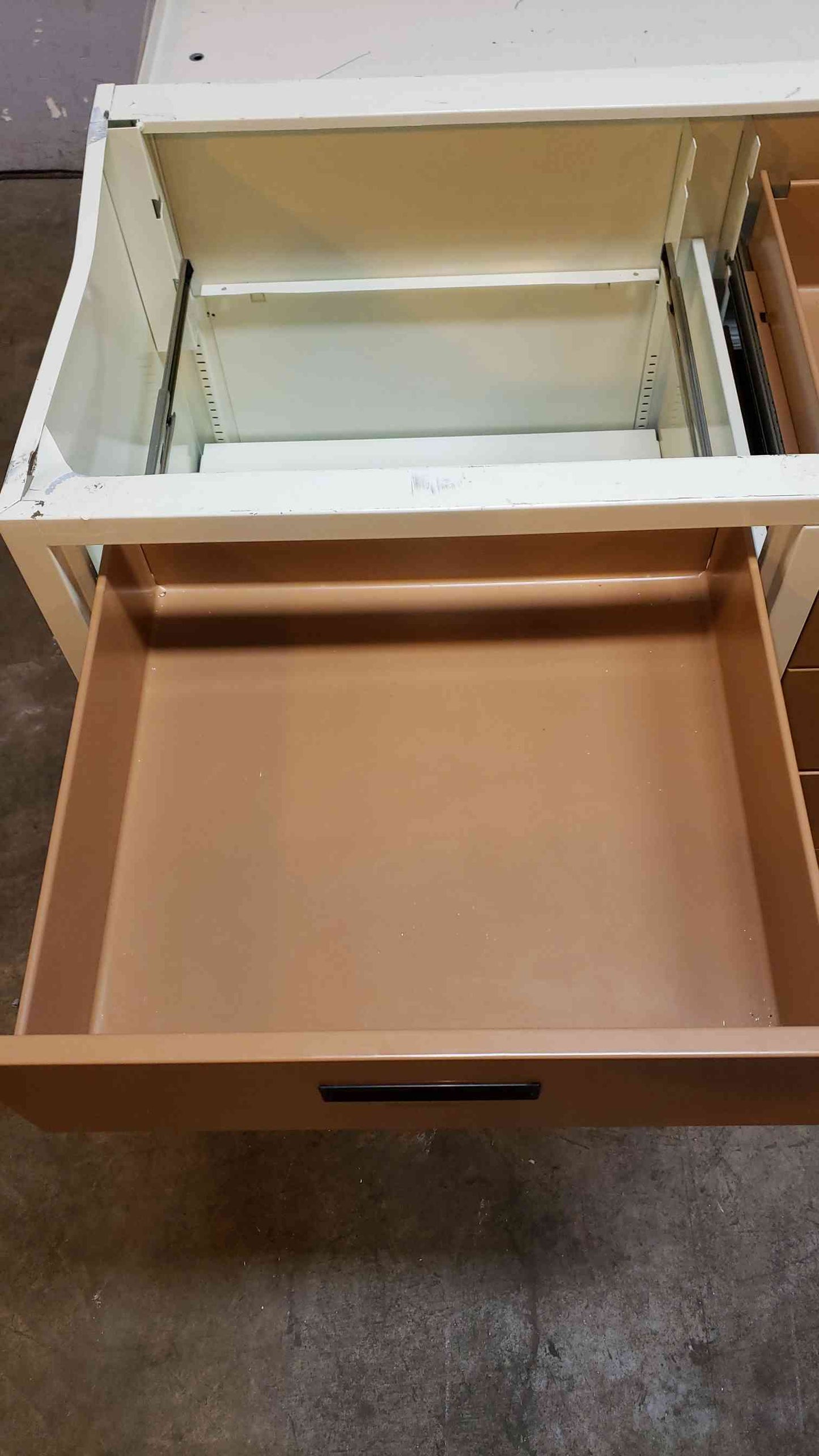 4' Nulab Mixed Casework (SKU: 13502AA)(13502AA)