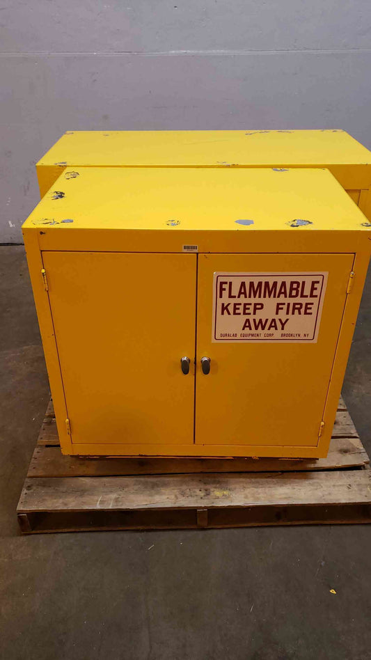 Duralab Equipment 3' Flammable Cabinet (SKU: 13504AA)(13504AA)