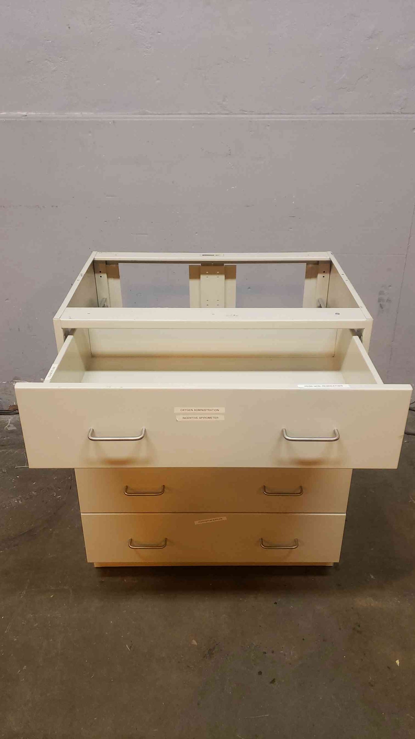 30" Jamestown Casework Cabinet (SKU:14462AA)(14462AA)