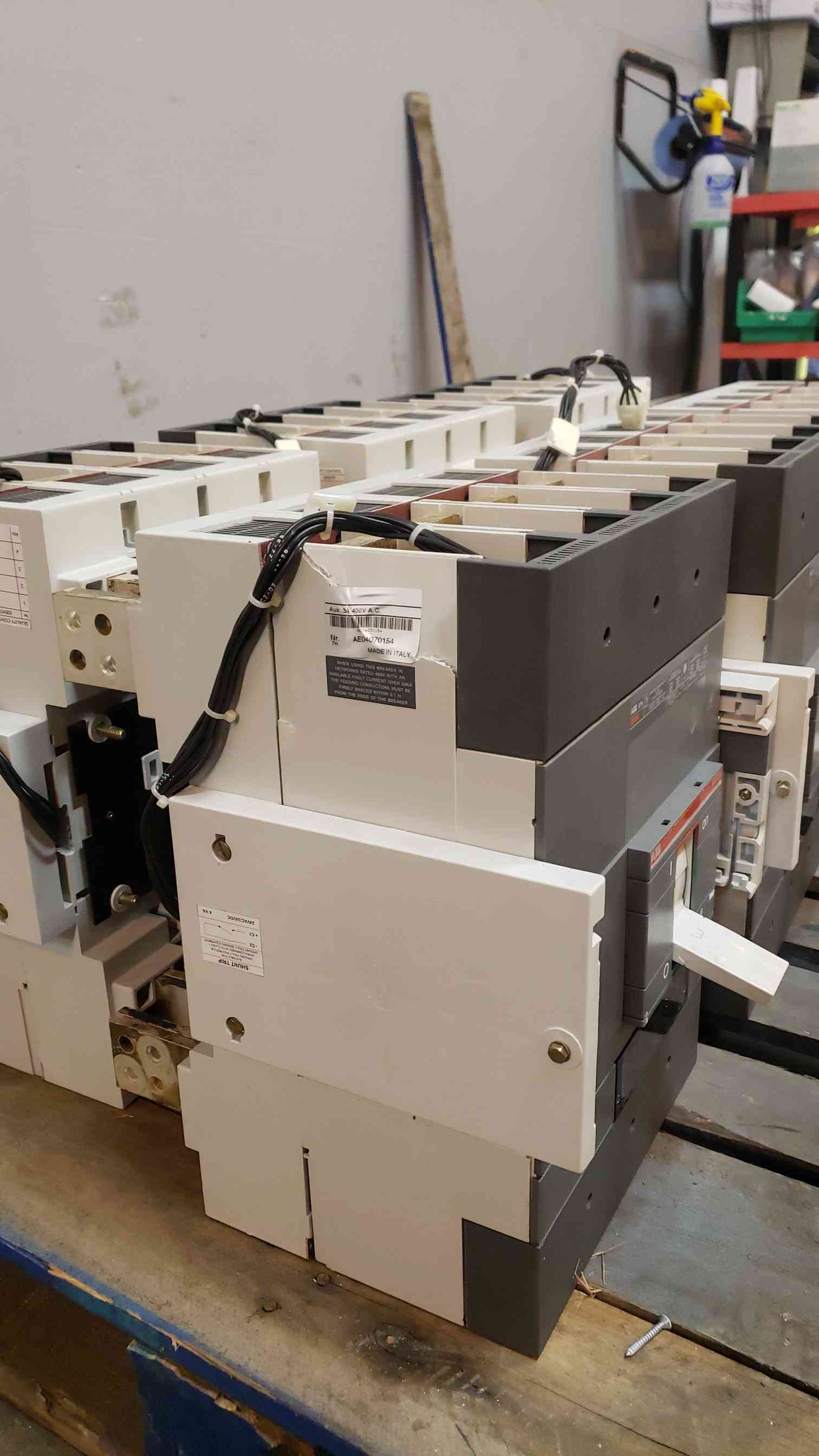 1000A S7H ABB M1438 4 Pole Unit 600VAC SACE PR211 (SKU:14495AA)(14495AA)