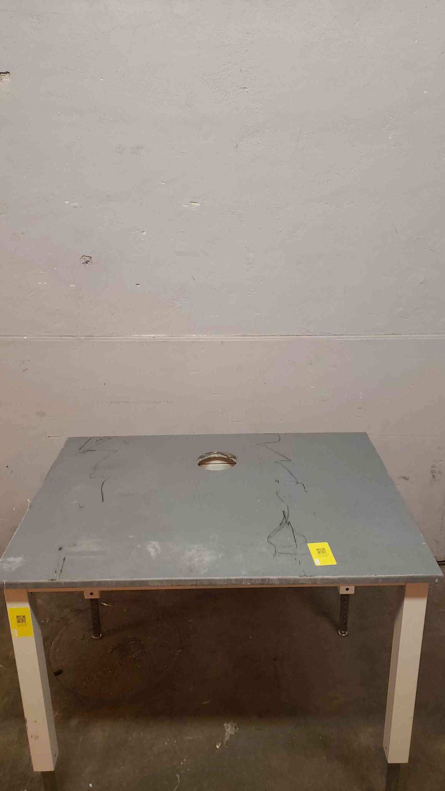 4' Lab Table W/ Gray Epoxy Chem Countertop (SKU: 14975AA)(14975AA)