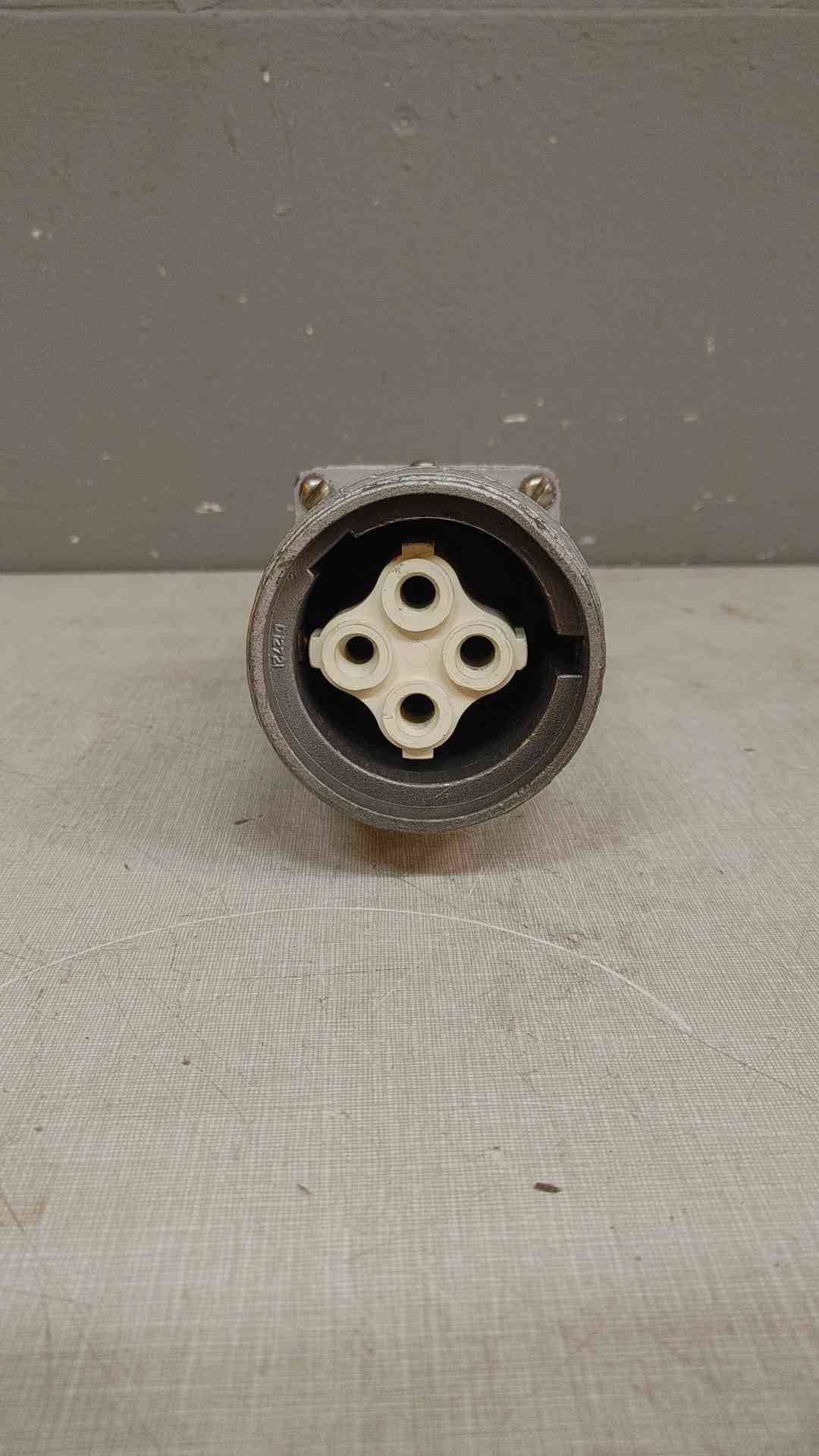 Lot of 45 Russellstoll Plug Connector 60A 600VAC 250V 7428-78(103311)