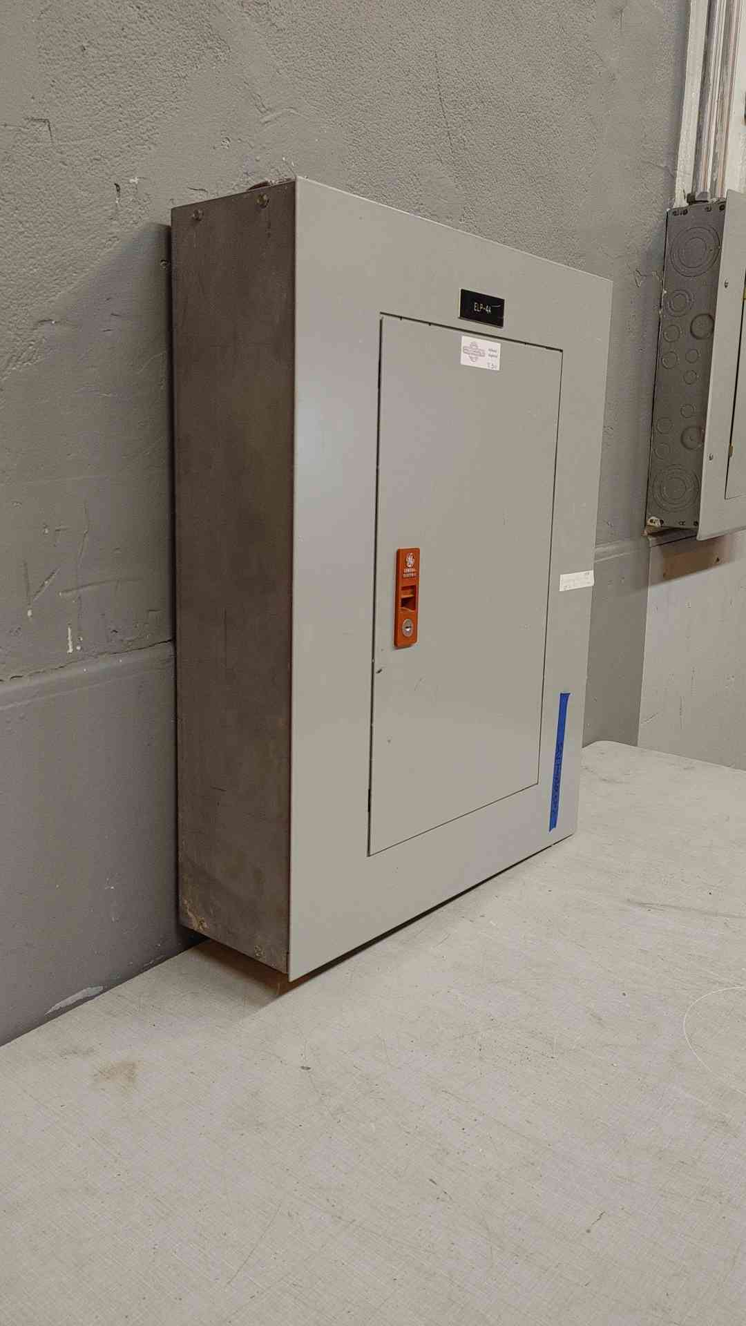 125A GE A Series Compact Panelboard 480Y/277V 3PH 4 Wire AF25SN(103433)