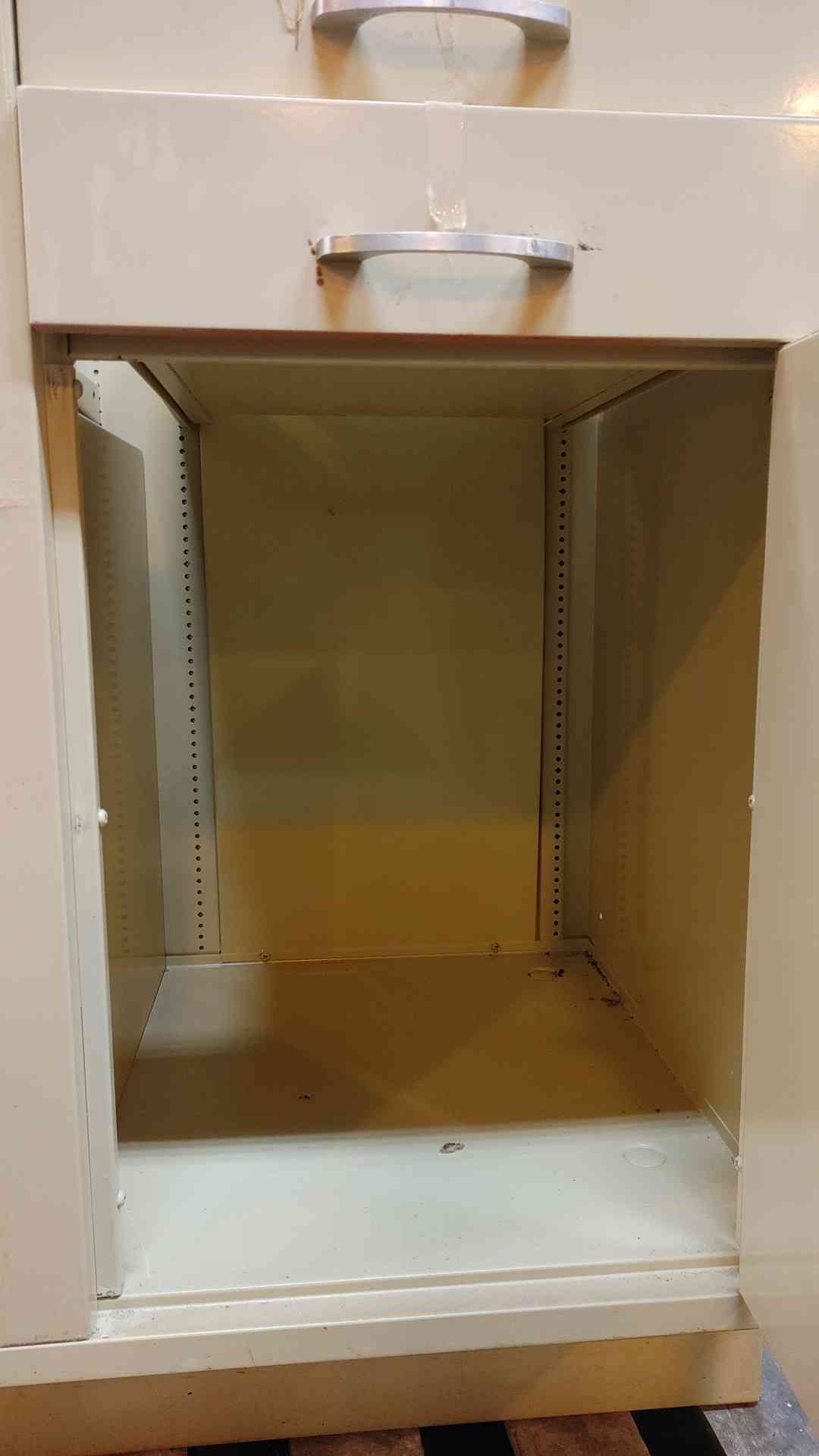 3' Kewaunee Mixed Cabinet Door/Drawer Metal Lab Casework Standing(103465)