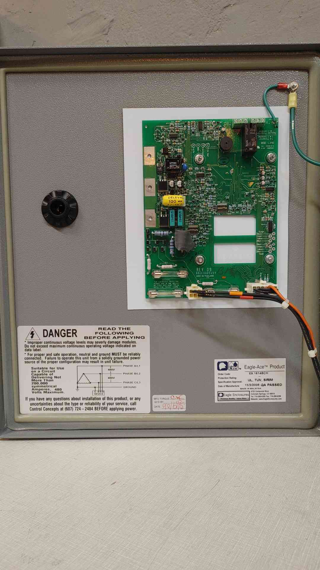 TVSS Liebert Surge Suppressor 480V 3PH 4 Wire 232262(103642)
