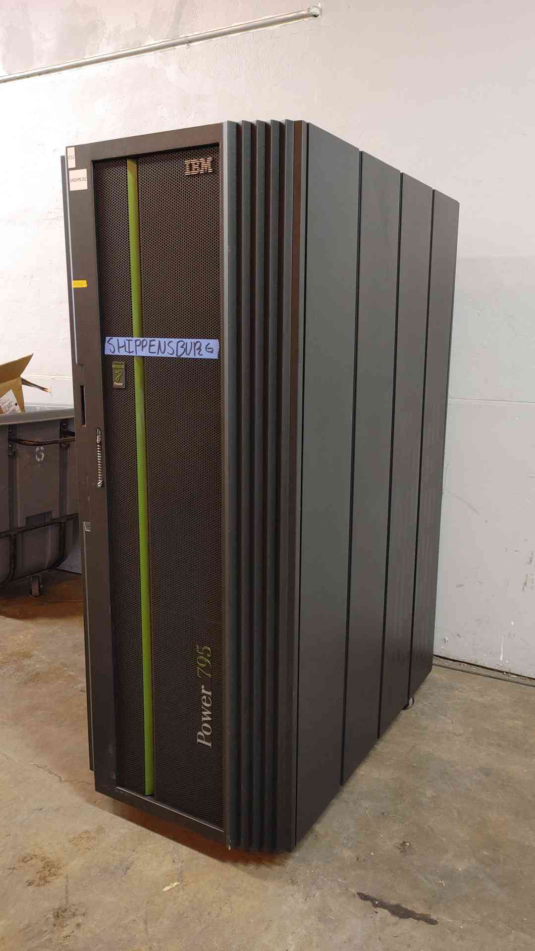 IBM Power 795 Rolling Server 63A 480V 3PH 9119-6954D( No HDDs