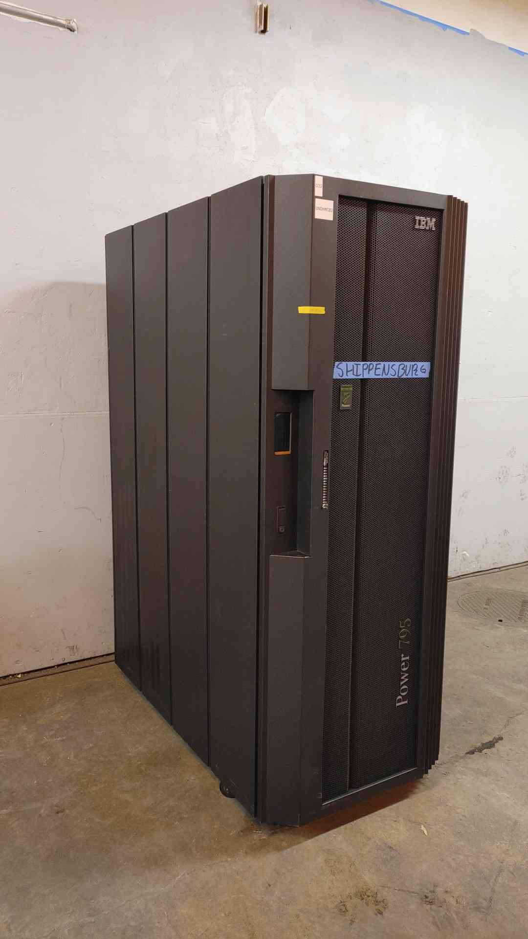 IBM Power 795 Rolling Server 63A 480V 3PH 9119-6954D( No HDDs
