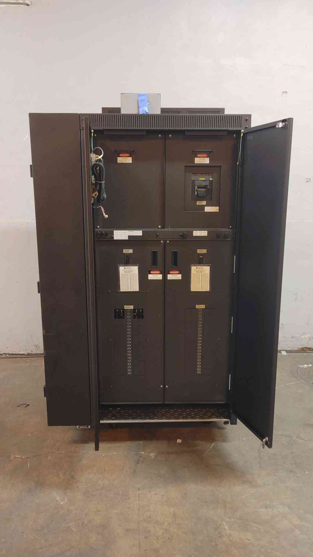 Cyberex Power Distribution Module 225KVA 480VAC 3PH 4W MCX732-140AAAAA2-E001A-C1031
