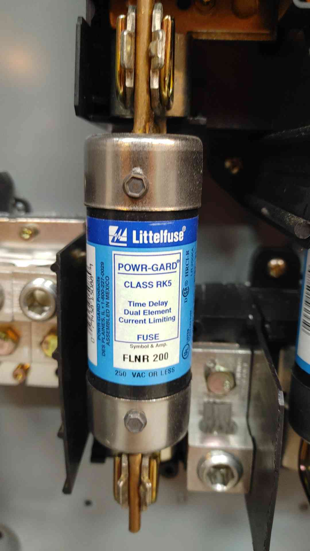 Square D General Duty Safety Switch Fusible Interruptor 200A 240VAC D324N(104041)
