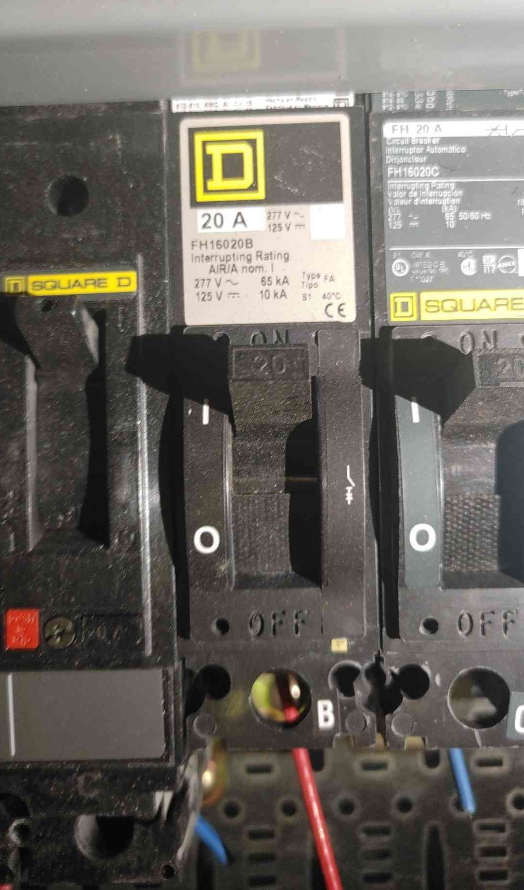 Square D FH16020B 20A Circuit Breaker(104190)