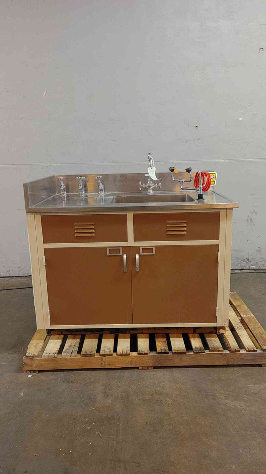 4' Duralab Stainless Steel Sink Bundle Metal Lab Casework (104189)(104189)