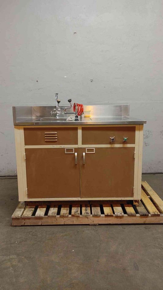 5'3 Duralab Sink Bundle Casework(104179)